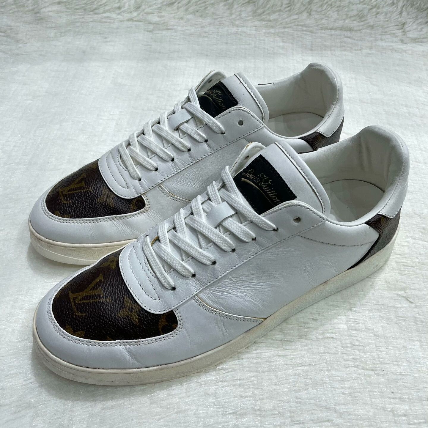 Louis Vuitton Louis Vuitton Rivoli Leather Sneakers Size US 7.5 / EU 40-41 - 1 Thumbnail