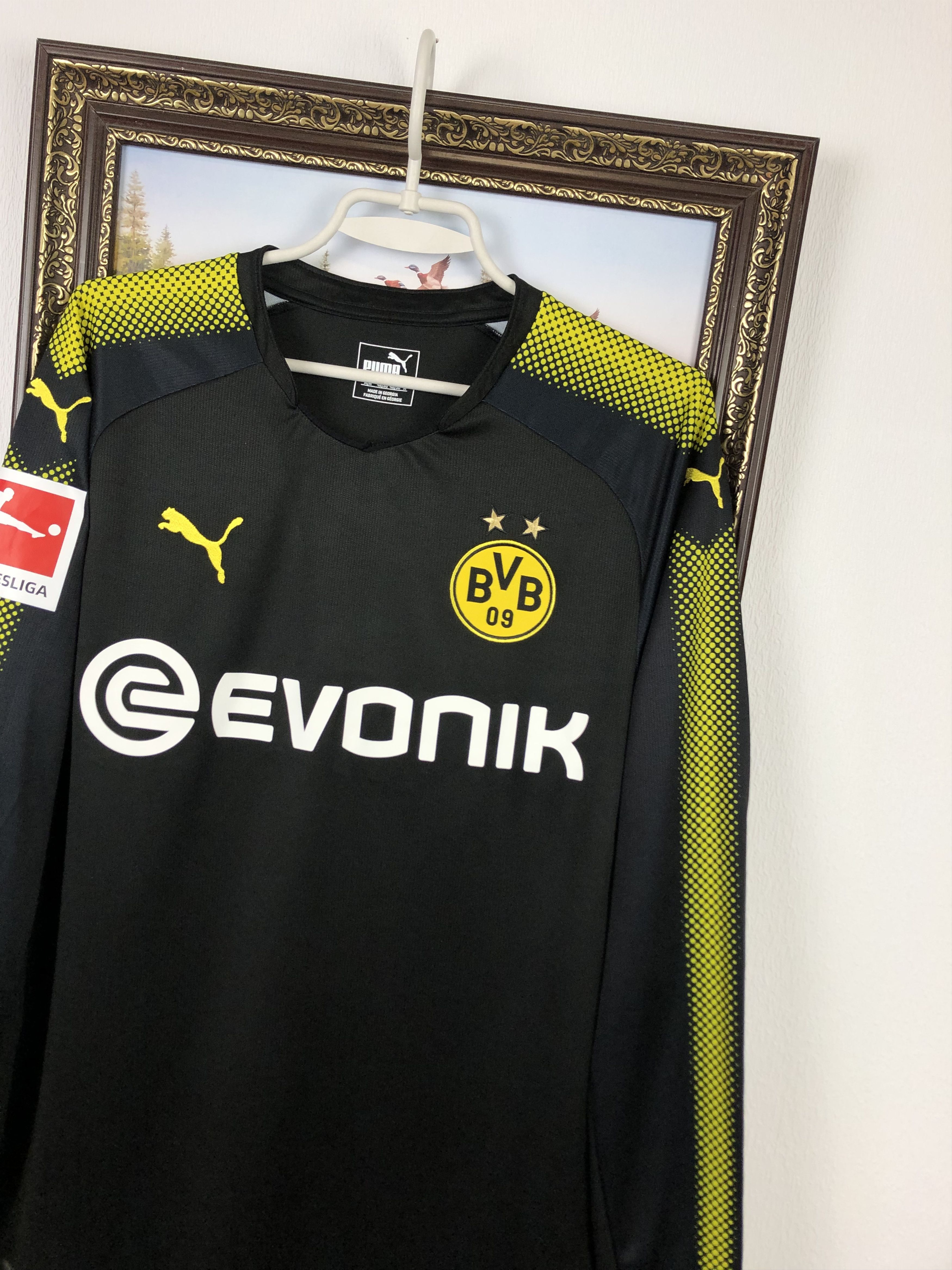 Puma Borussia Dortmund Football Shirt Long Sleeve Jersey Rare Size US M / EU 48-50 / 2 - 4 Thumbnail