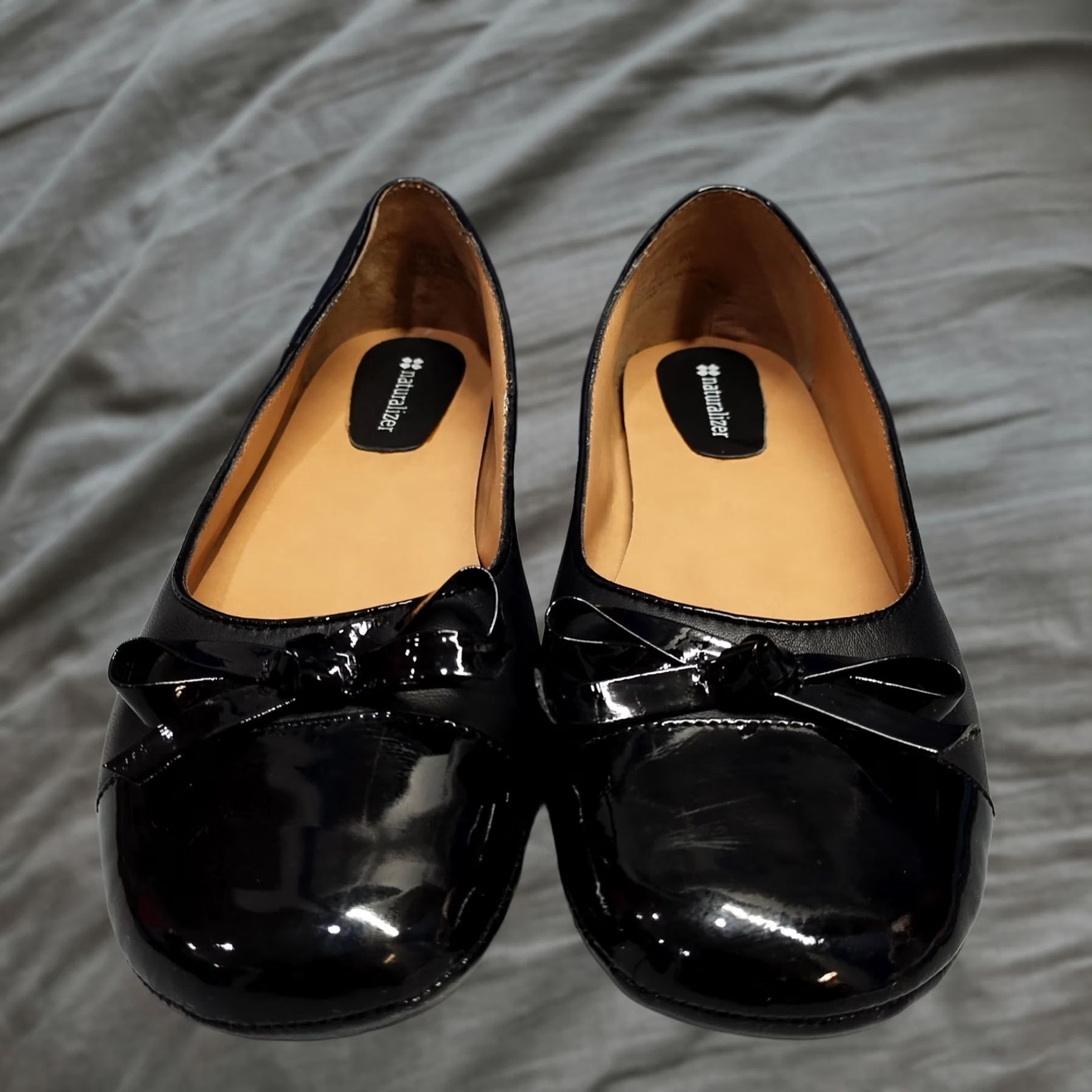 Naturalizer Naturalizer Sweeney Ballet Flats Womens Size 9W Black Leather Decorative Bow Flats Size US 9 / IT 39 - 1 Thumbnail