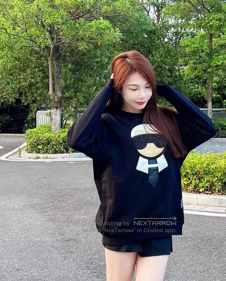 Fendi Fendi Karl Lagerfeld Cartoon Long Sleeve Sweatshirt Size US L / EU 52-54 / 3 - 9 Thumbnail