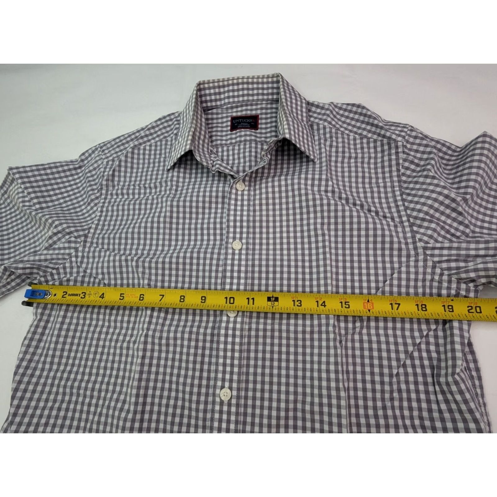 UNTUCKit UNTUCKit Plaid Button-Up Shirt Mens S Gray White Check Long Sleeve 42 Chest Size US S / EU 44-46 / 1 - 5 Thumbnail