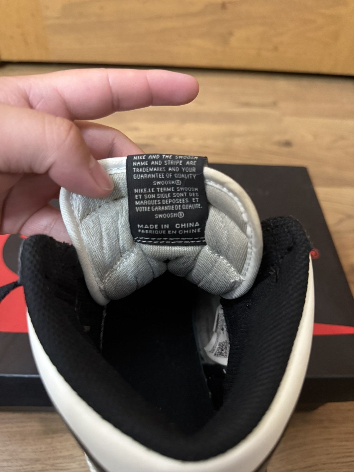 Jordan Brand Air Jordan 1 High “Mocha” Size 8M Size US 8 / EU 41 - 5 Thumbnail