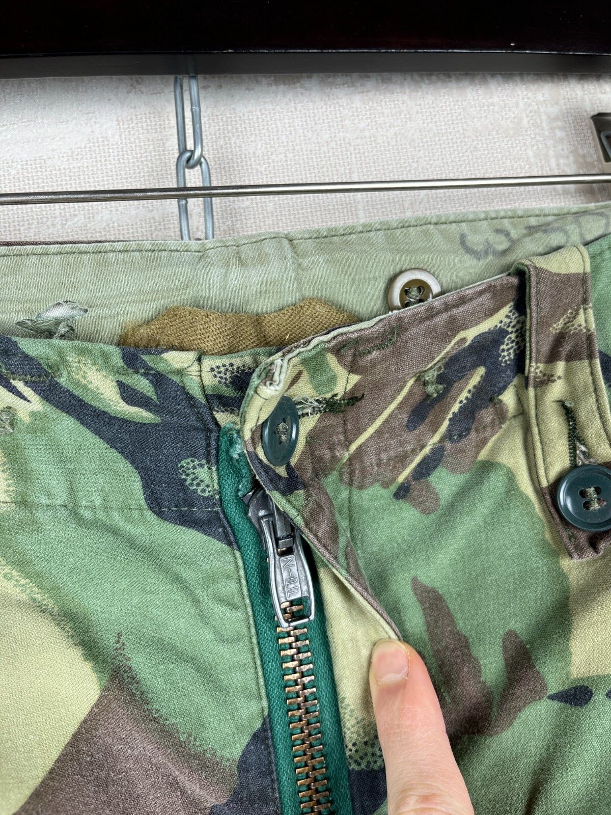 Other Vintage 70s-80s British Army Trousers Combat Pattern Pants Size US 30 / EU 46 - 7 Thumbnail