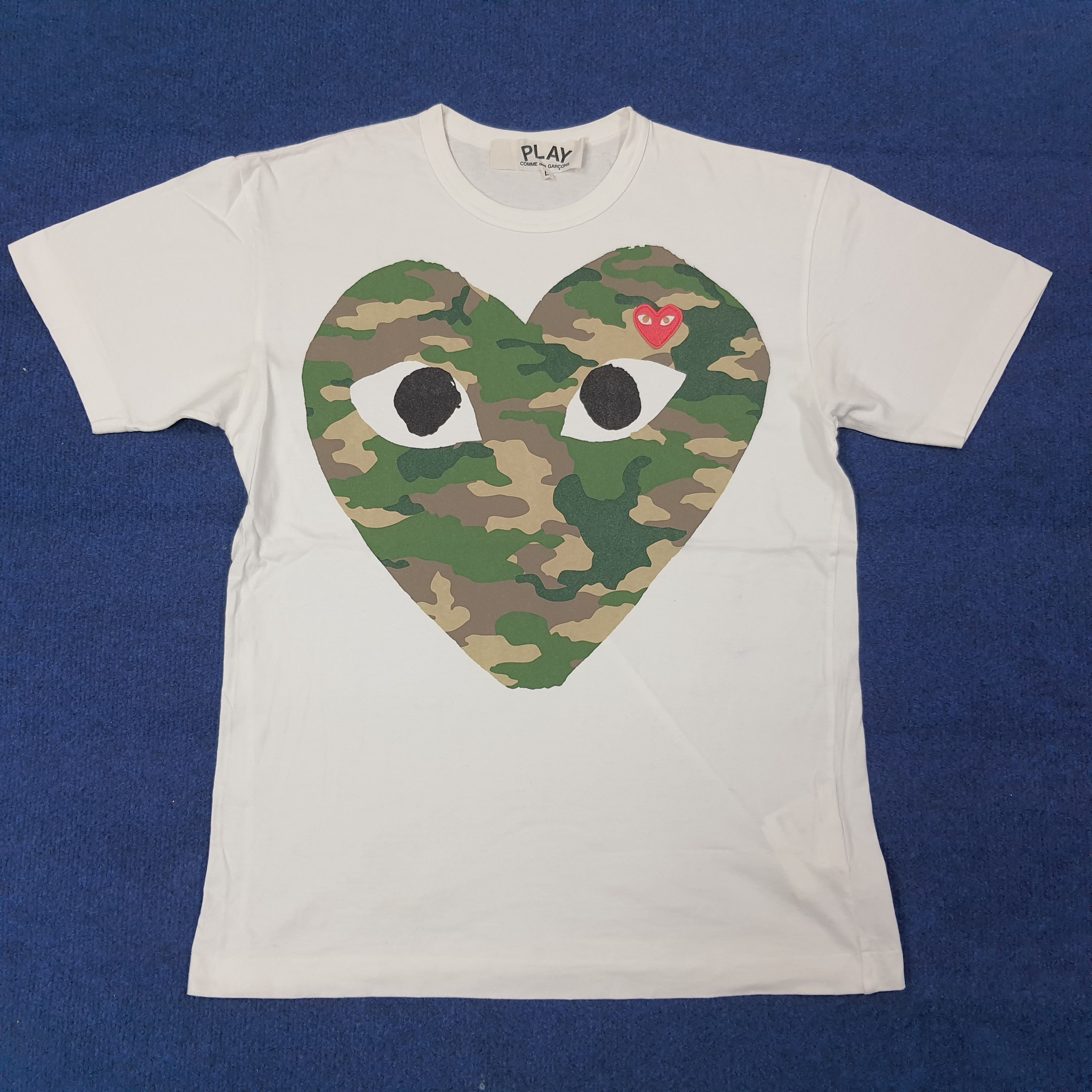 Comme des Garcons PLAY Vintage Comme des Garçons PLAY Classic Heart Tee C267N34 Size US M / EU 48-50 / 2 - 1 Thumbnail