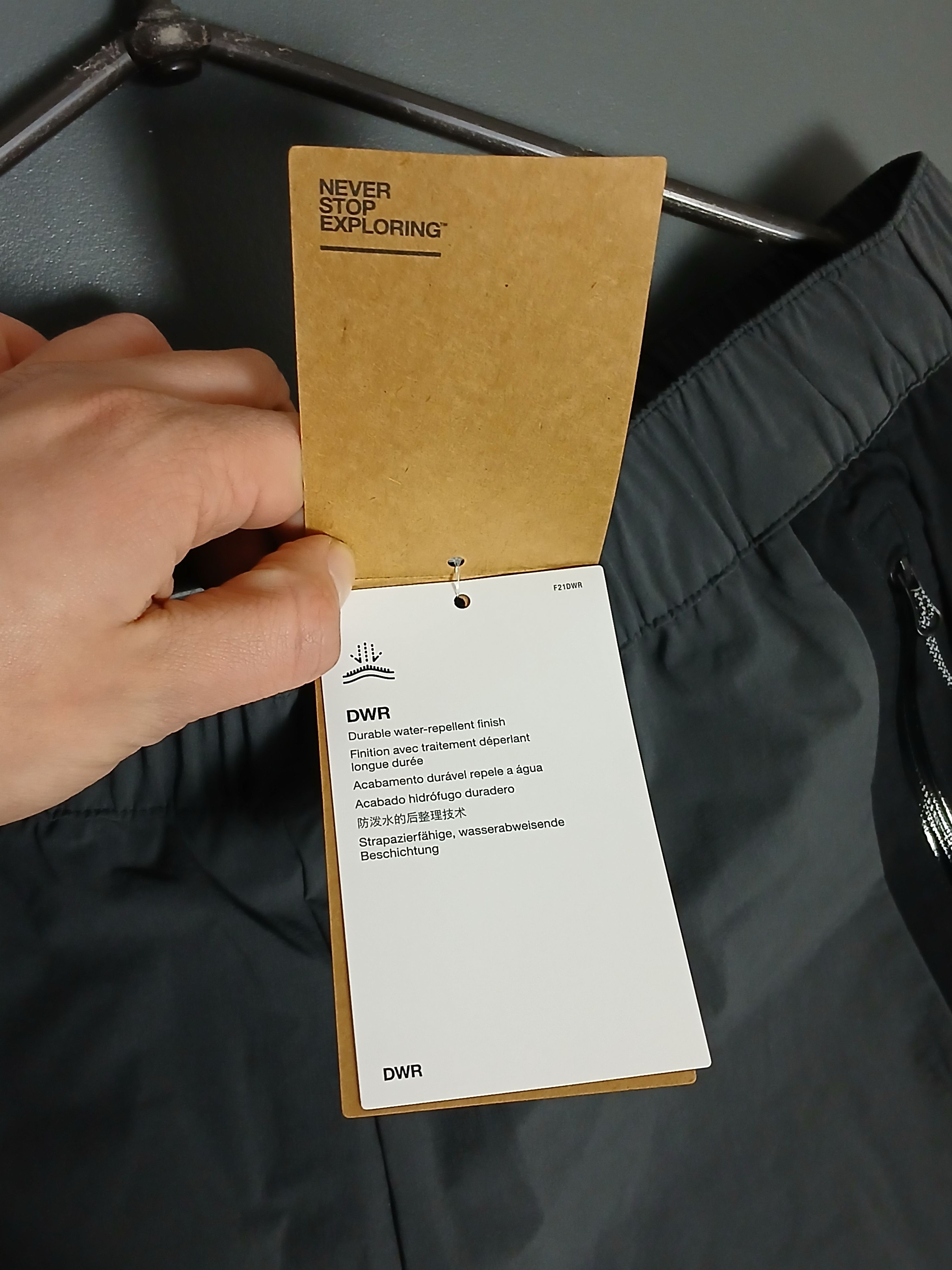 The North Face New The North Face Pants Size US 33 - 12 Thumbnail