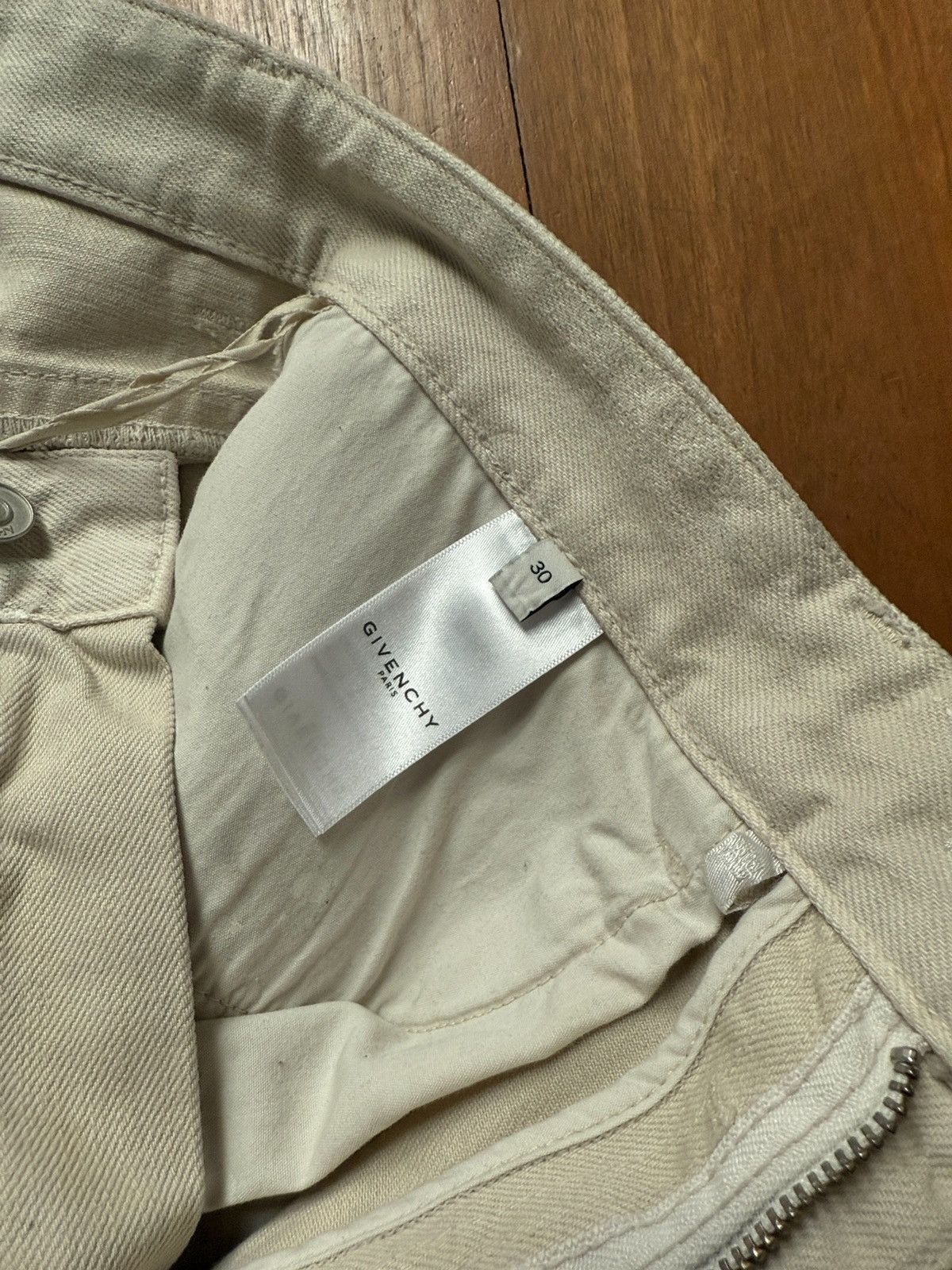 Givenchy Givenchy SS21 White Crackled Paint Denim Size US 30 / EU 46 - 8 Thumbnail