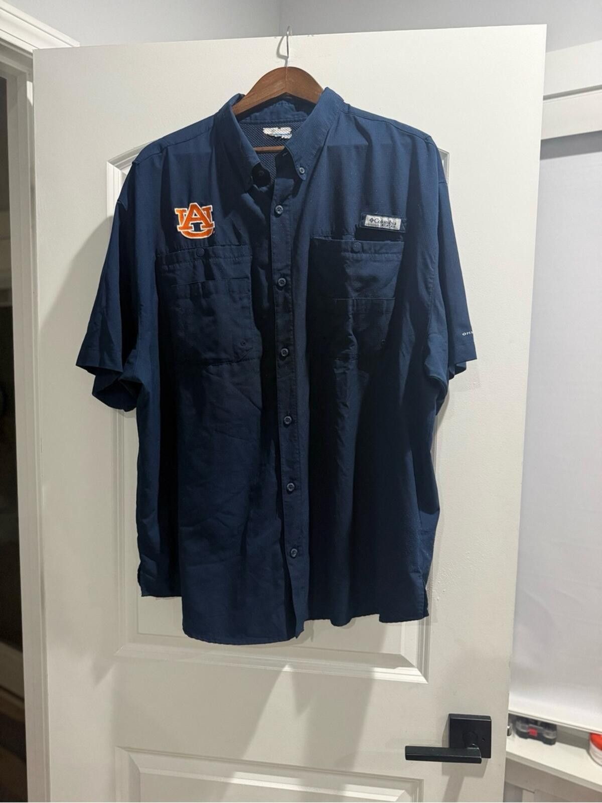 Columbia Auburn Columbia Short-Sleeve Button-Down Shirt Size US XL / EU 56 / 4 - 2 Thumbnail