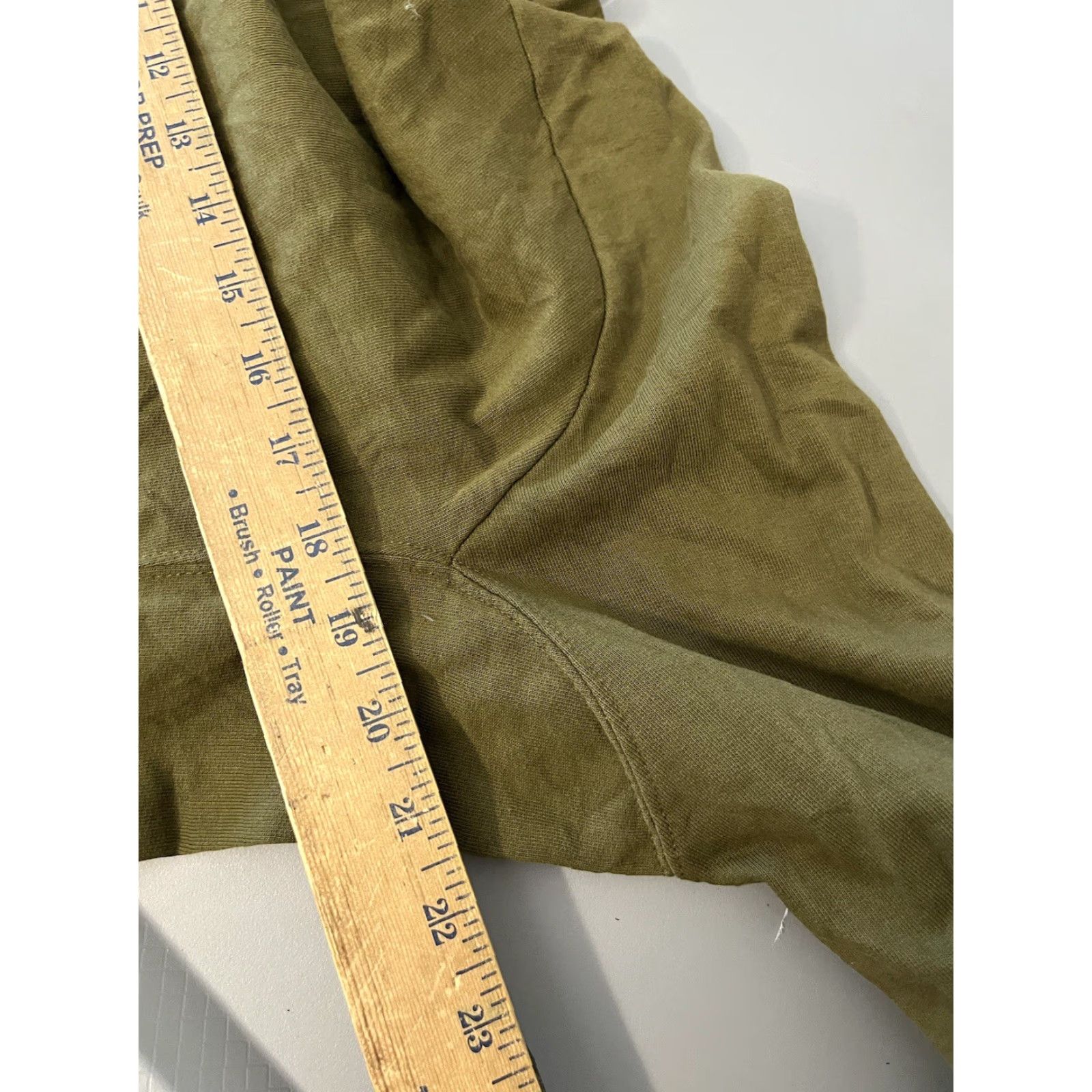 Zara VINTAGE Zara Sweatshirt Womens Small Army Green Long Sleeve Pullover Crewneck Casual Activewear Size S / US 4 / IT 40 - 5 Thumbnail