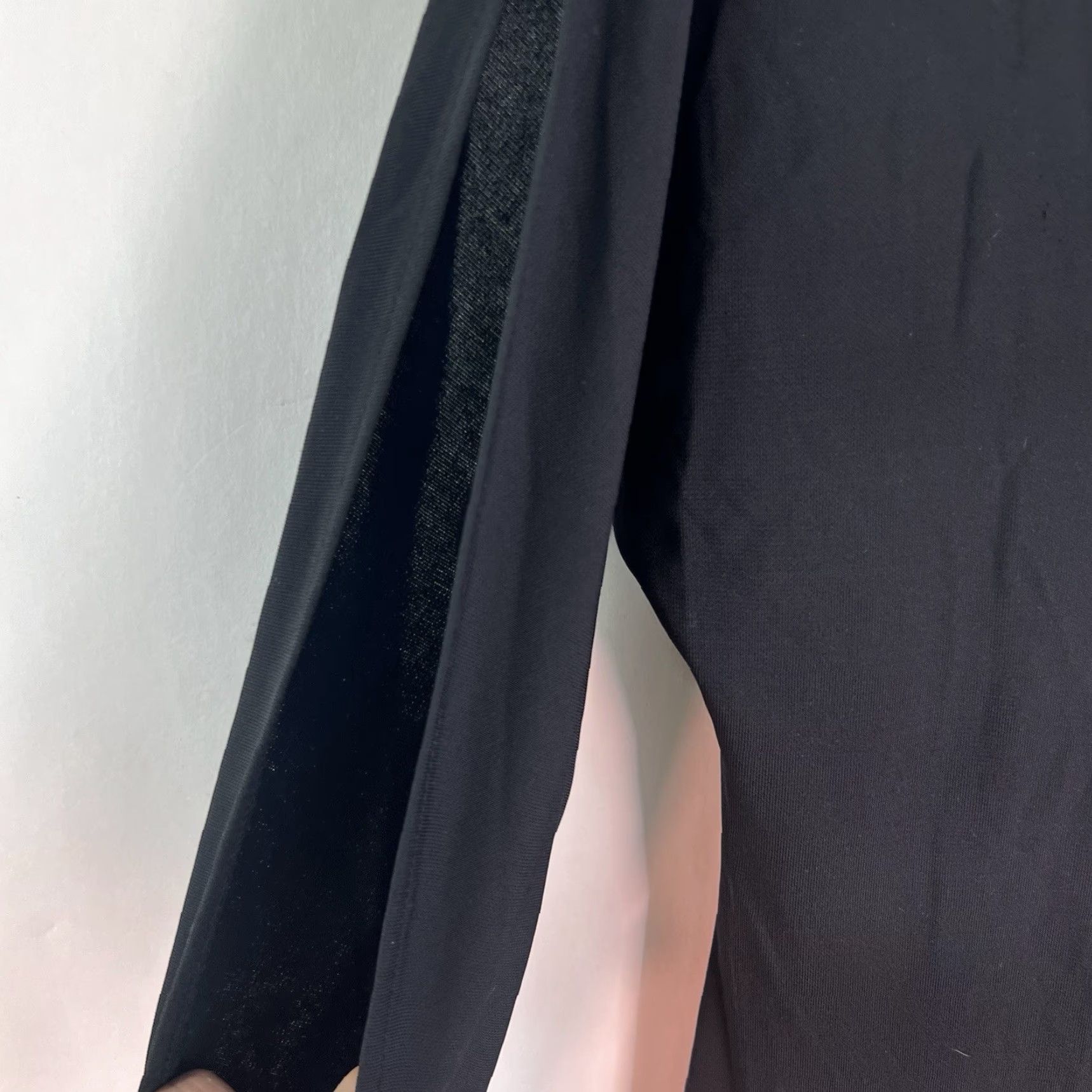 MAGGY LONDON Maggy London Dress Womens Size 10P Black Cap Sleeve Knee Length Sheath Fit & Flare Stretch Vintage No Size L / US 10 / IT 46 - 5 Thumbnail