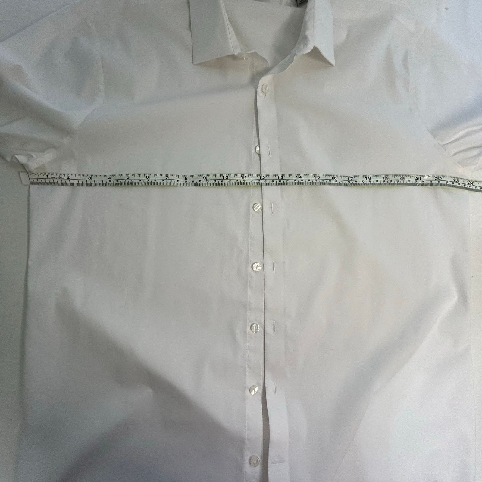 Kenneth Cole Kenneth Cole Reaction 17 36/37 White Button Down Shirt Size US XL / EU 56 / 4 - 5 Thumbnail