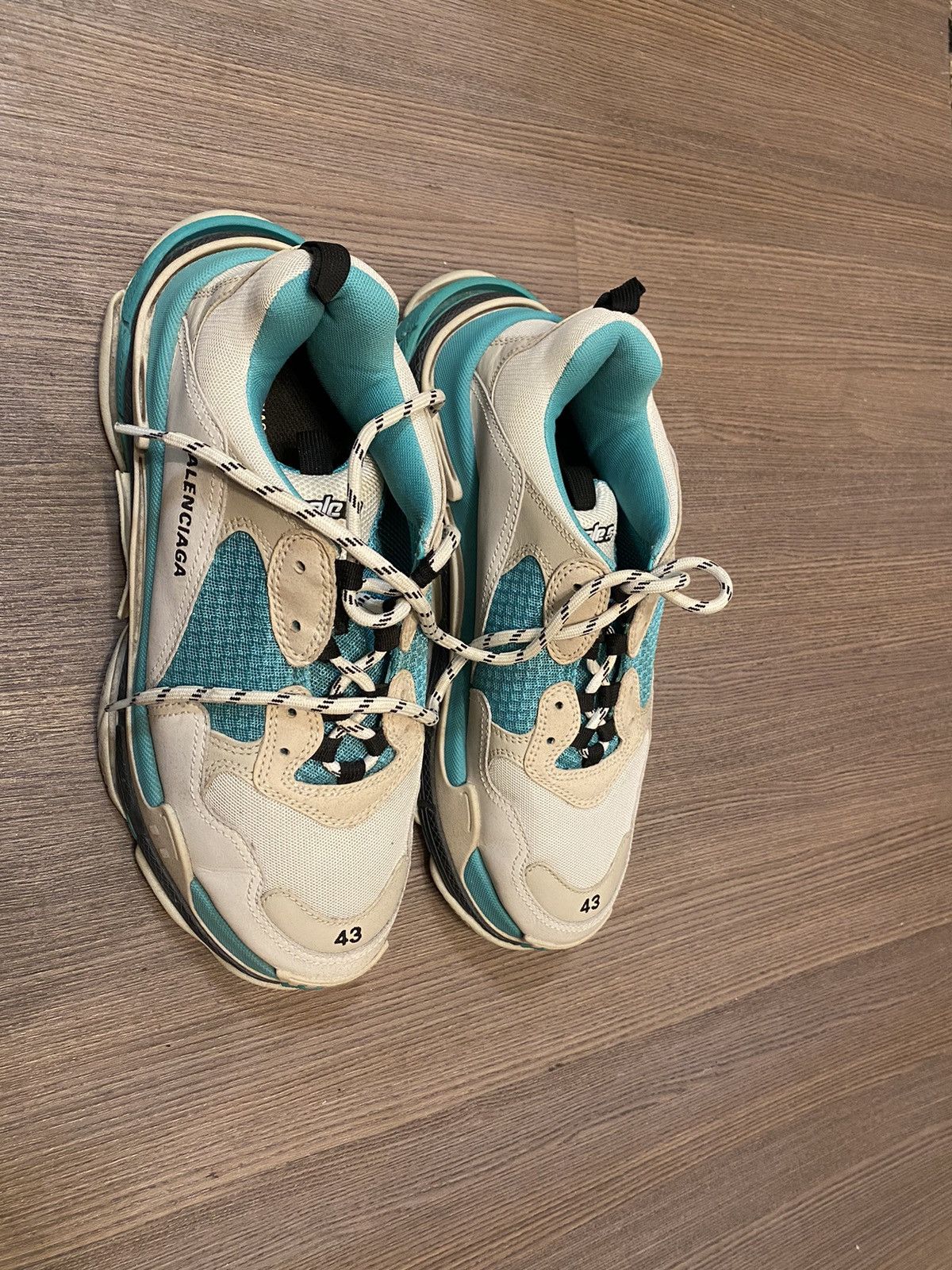 Balenciaga Balenciaga TRIPPLE S Size US 9.5 / EU 42-43 - 1 Thumbnail