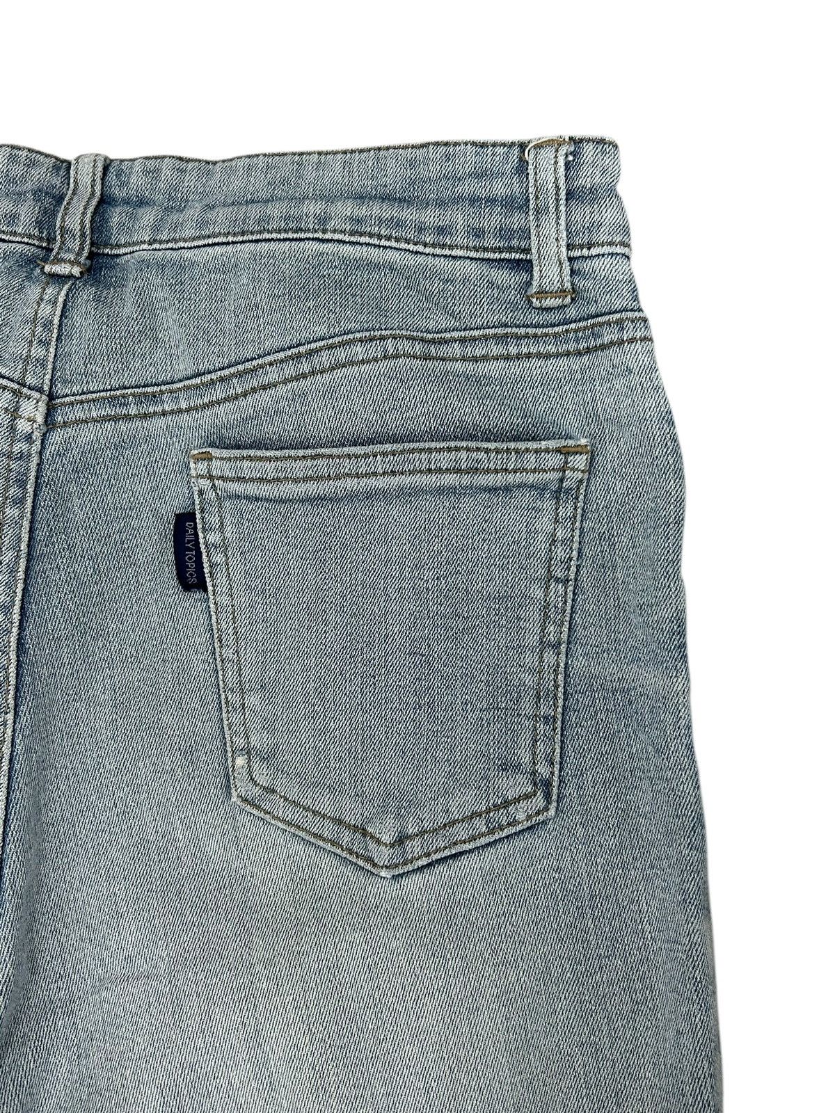 20471120 × Japanese Brand Daily Topic Japan Light Blue Jean Distressed Grunge Style Size US 28 / EU 44 - 11 Thumbnail