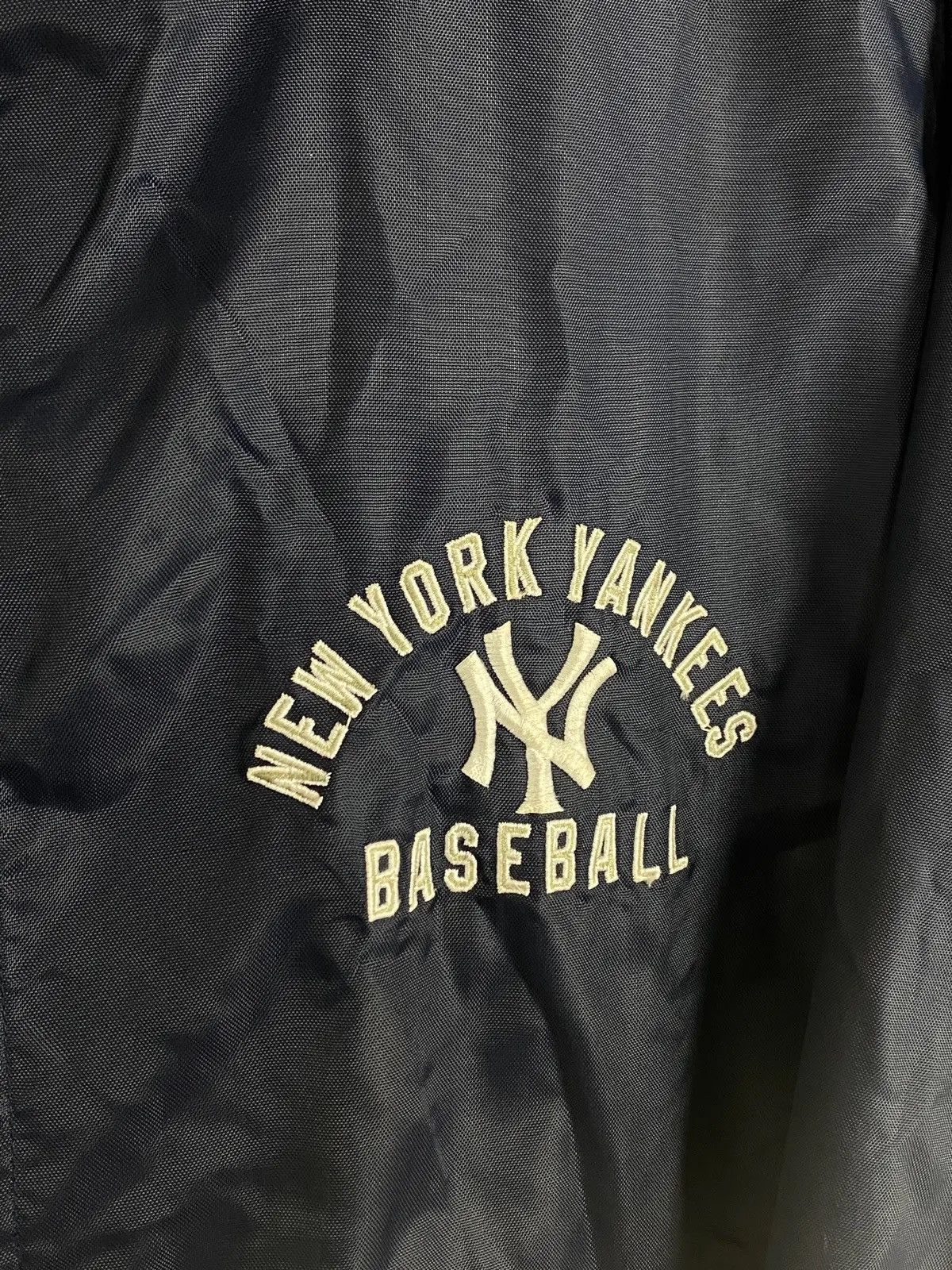 Majestic 00s Vintage Majestic x New York Yankees Light Jacket Size US XL / EU 56 / 4 - 3 Thumbnail