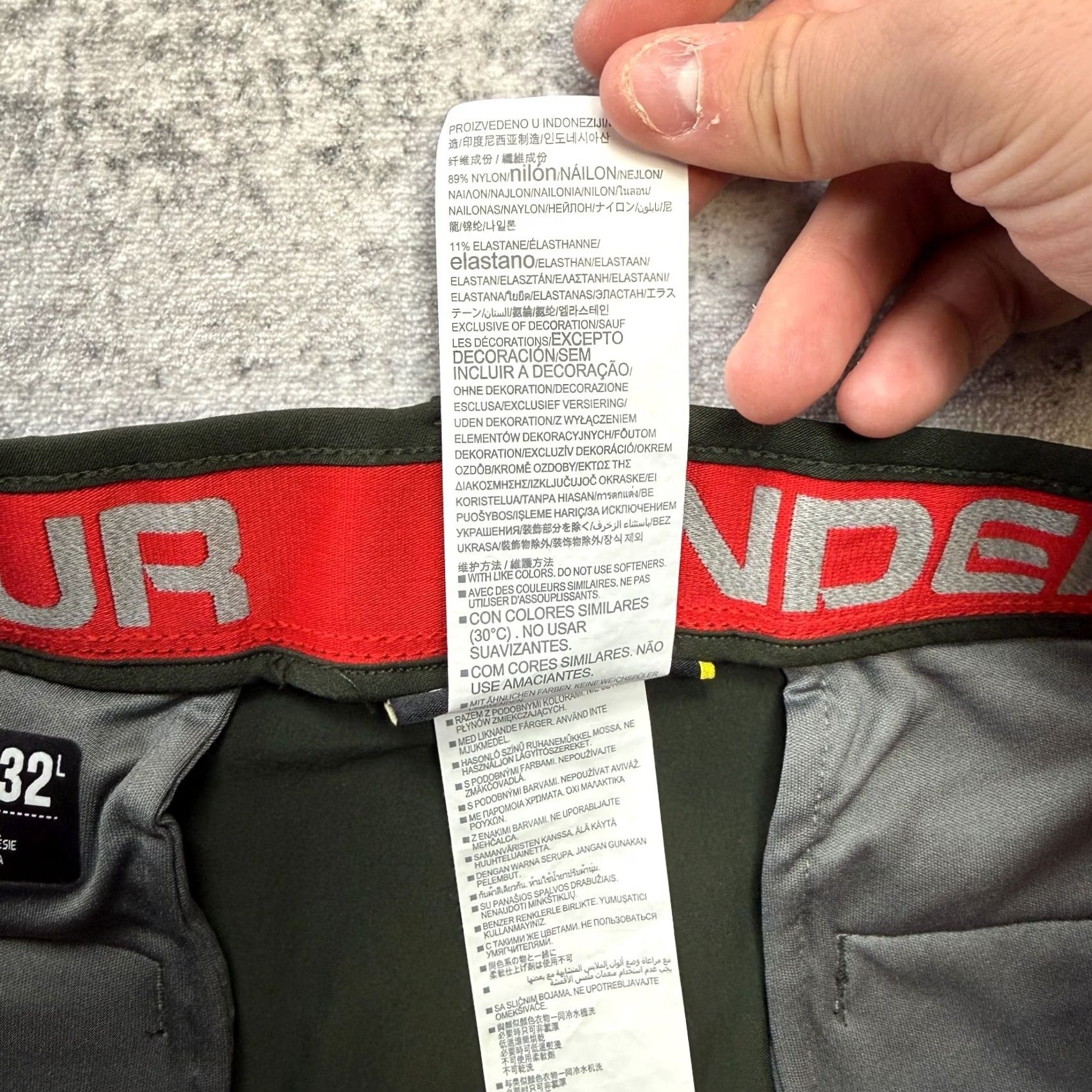 Under Armour Under Armour Pants Mens 36x32 Green Nylon Polyester Spandex Travel Chino Front Pockets Stretch Slim? Regular — Under Armour Size US 36 / EU 52 - 5 Thumbnail