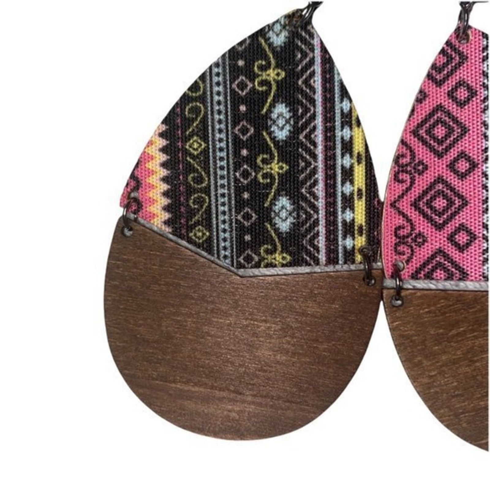 Other NWT Wooden Fabric Covered Boho Aztec Dangle Earrings Black Size ONE SIZE - 3 Thumbnail