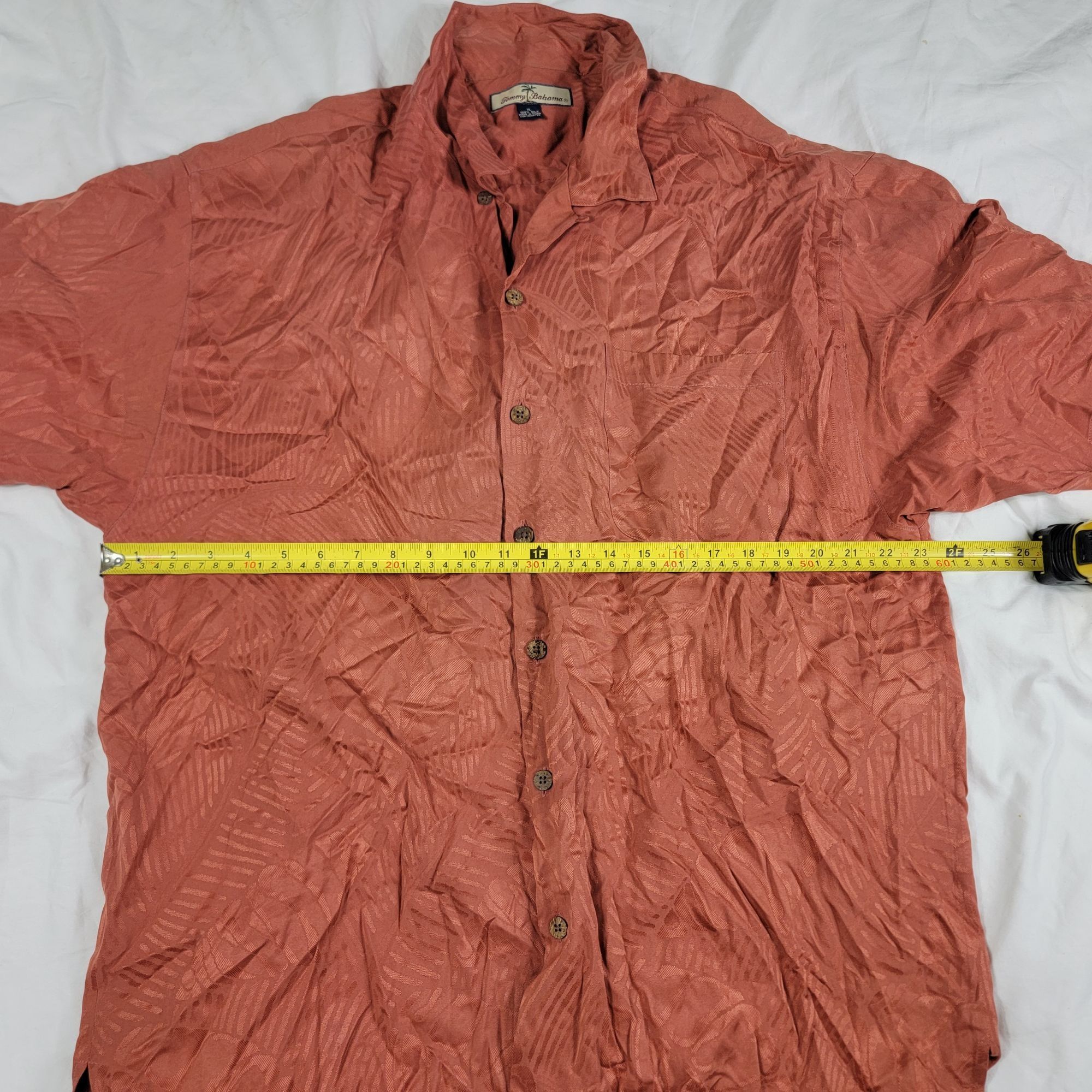 Tommy Bahama Tommy Bahama Mens XL Rust Red Silk Short Sleeve Button Up Sh Size US XL / EU 56 / 4 - 5 Thumbnail