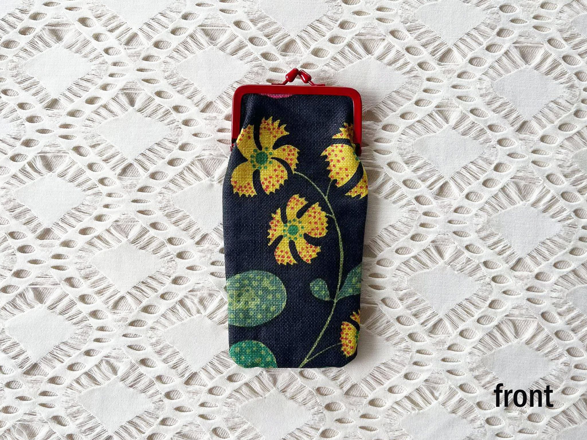 Vintage Black yellow green FLORALS printed, RED frame glasses case Size ONE SIZE - 3 Thumbnail