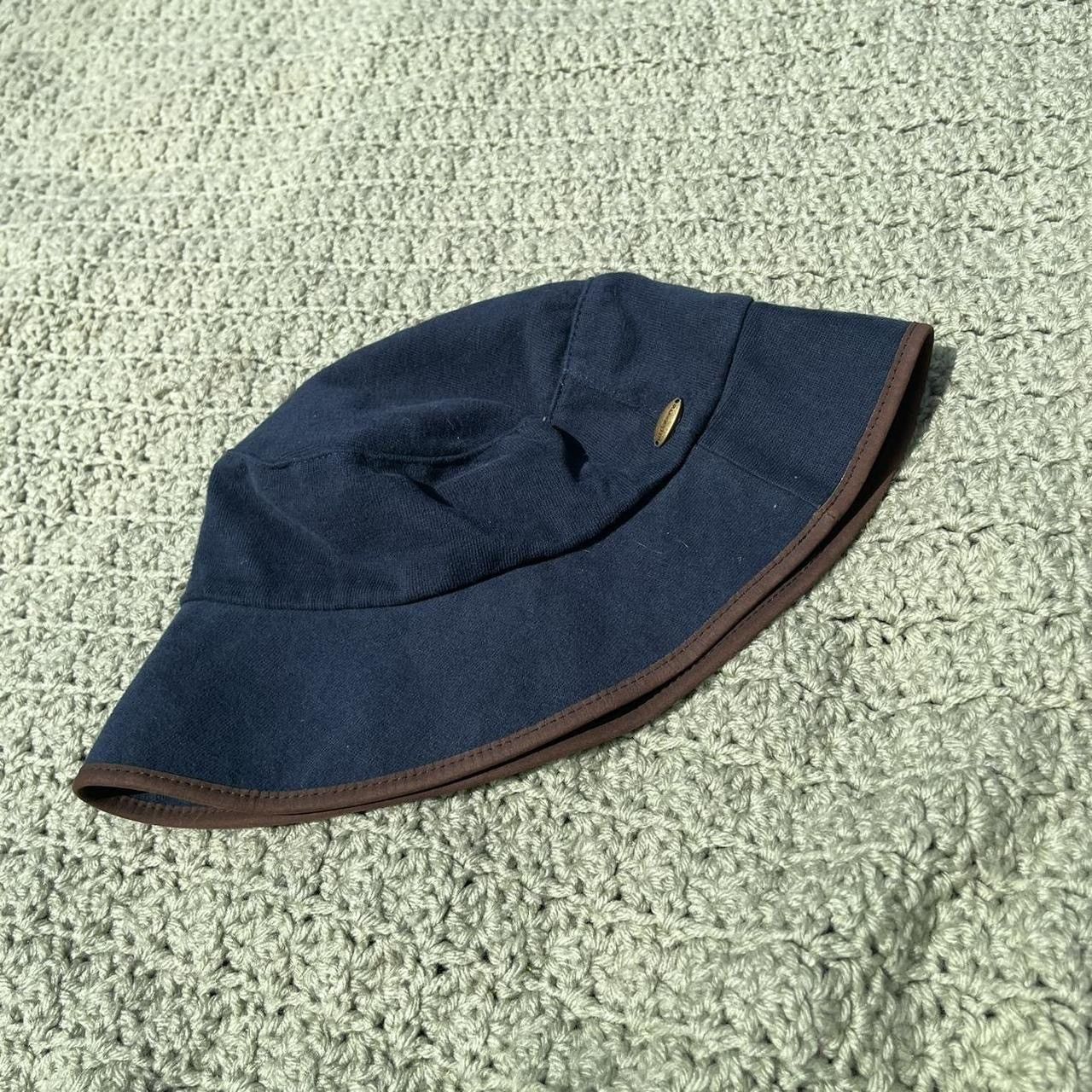 Liz Claiborne Y2k Liz Claiborne canvas navy blue bucket hat brown trim Size ONE SIZE - 1 Thumbnail