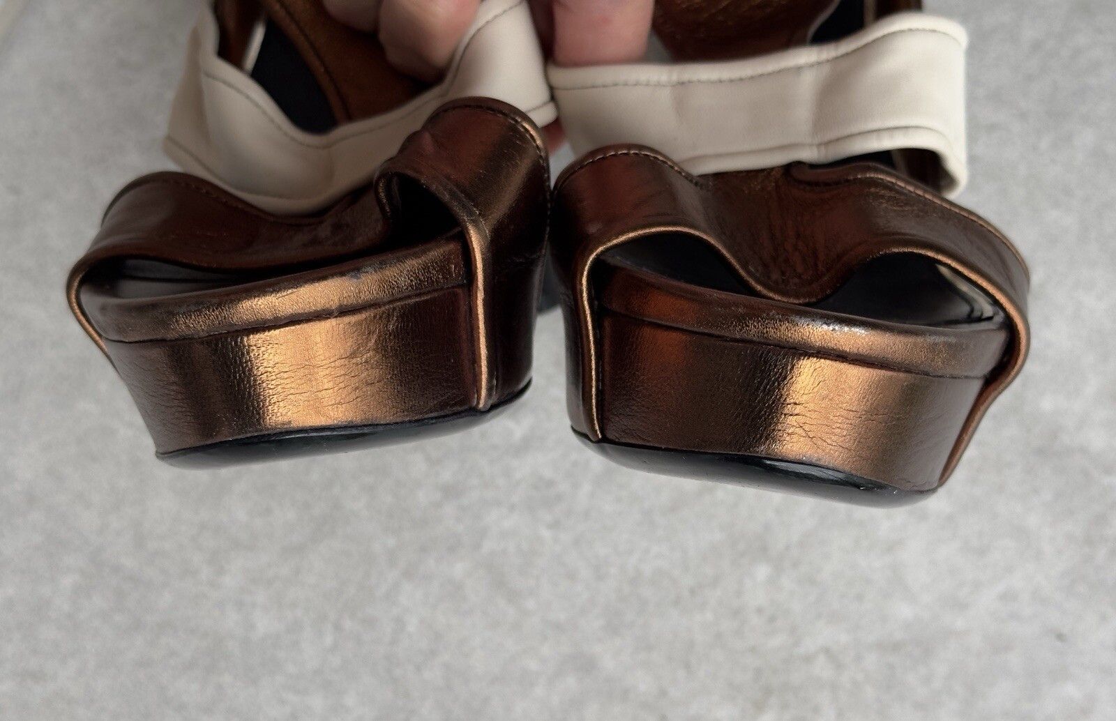Gucci Gucci Hight Heel Gold Leather Platform Sandals Size 41 Size US 11 / IT 41 - 5 Thumbnail
