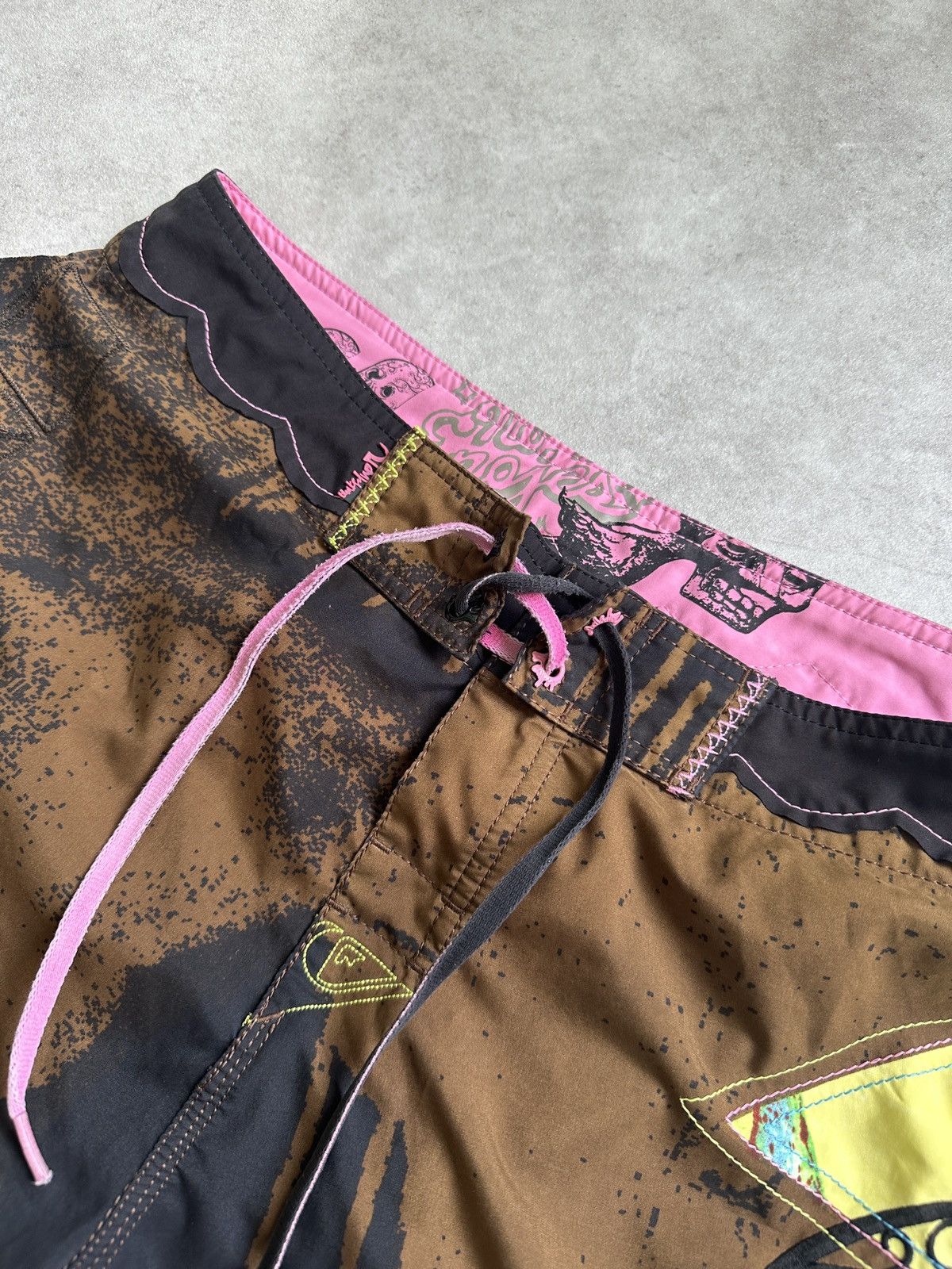 Quiksilver Quiksilver surfing skate shorts acid crazy print and details Size US 30 / EU 46 - 5 Thumbnail