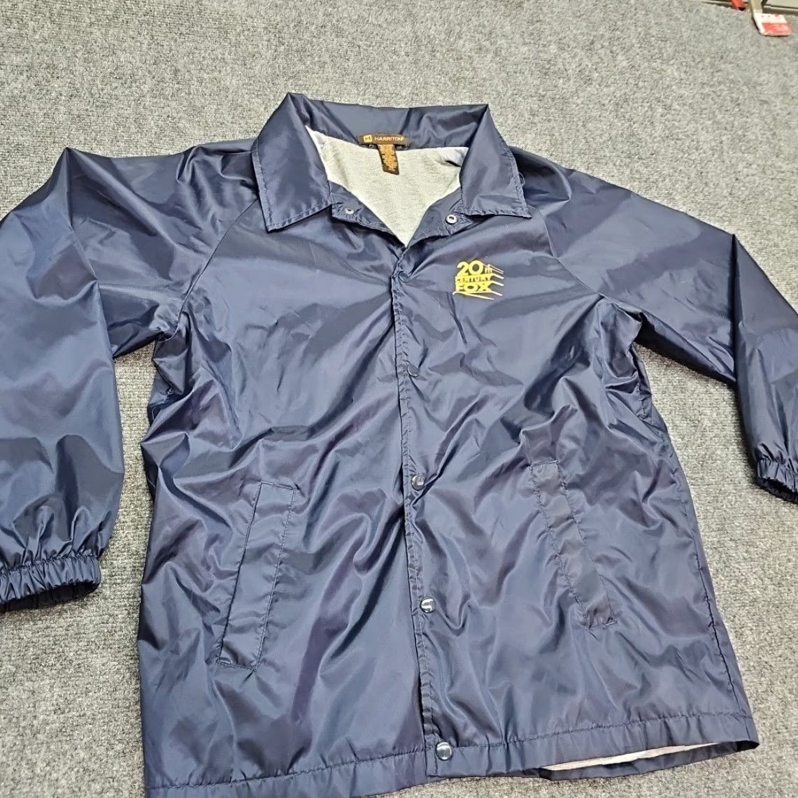 Vintage VINTAGE Harriton Coaches Jacket Men Medium Blue 20th Century Fox Windbreaker Stuber Coat M Nylon Unisex 1980s Casual Size US M / EU 48-50 / 2 - 5 Thumbnail
