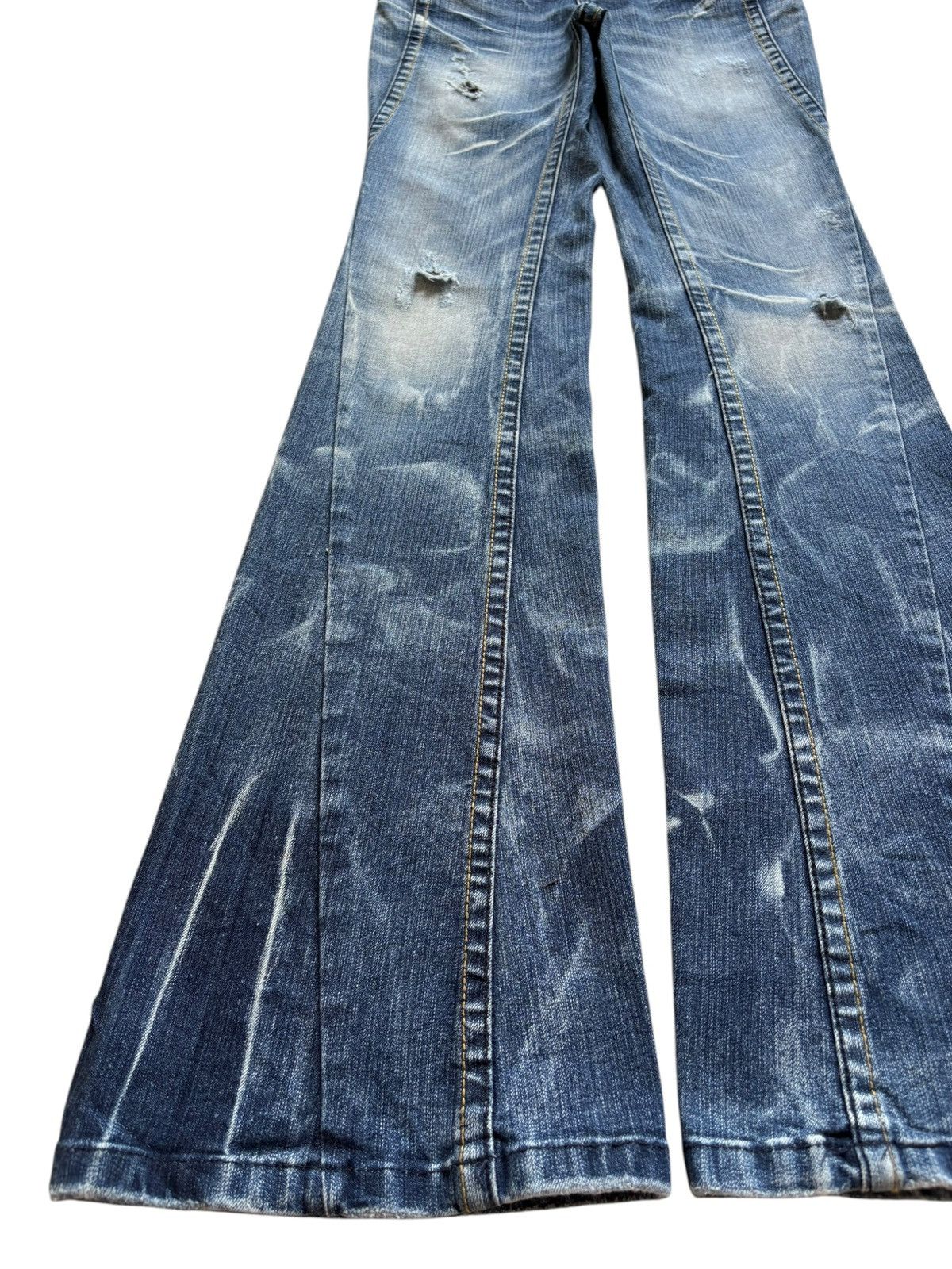 Japanese Brand Vintage Japanese Brand Thunder Wash Distressed Flare Jeans Size US 28 / EU 44 - 6 Thumbnail