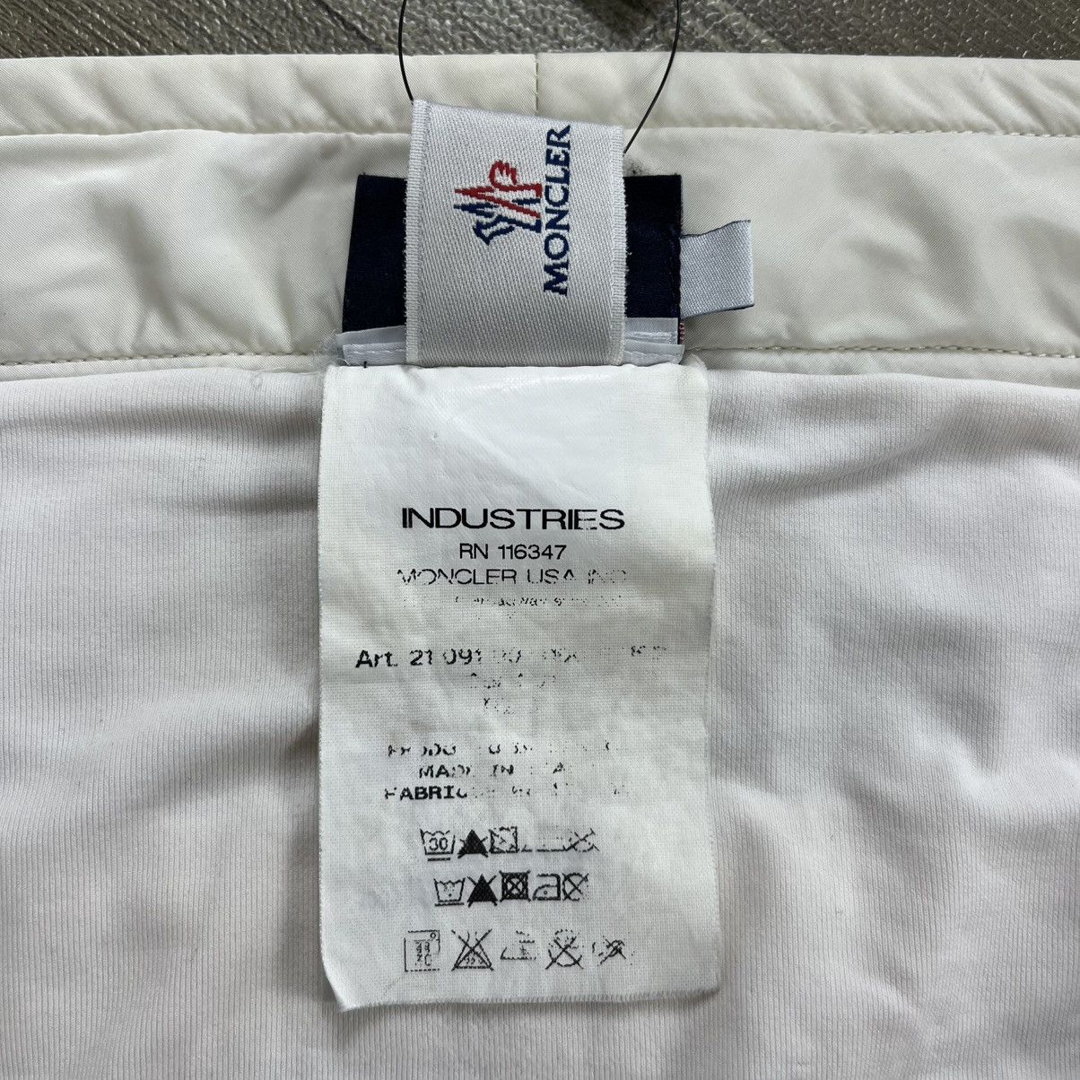 Moncler Vintage Moncler SwimWear Swem Short Pants Luxury Size US 31 - 9 Thumbnail
