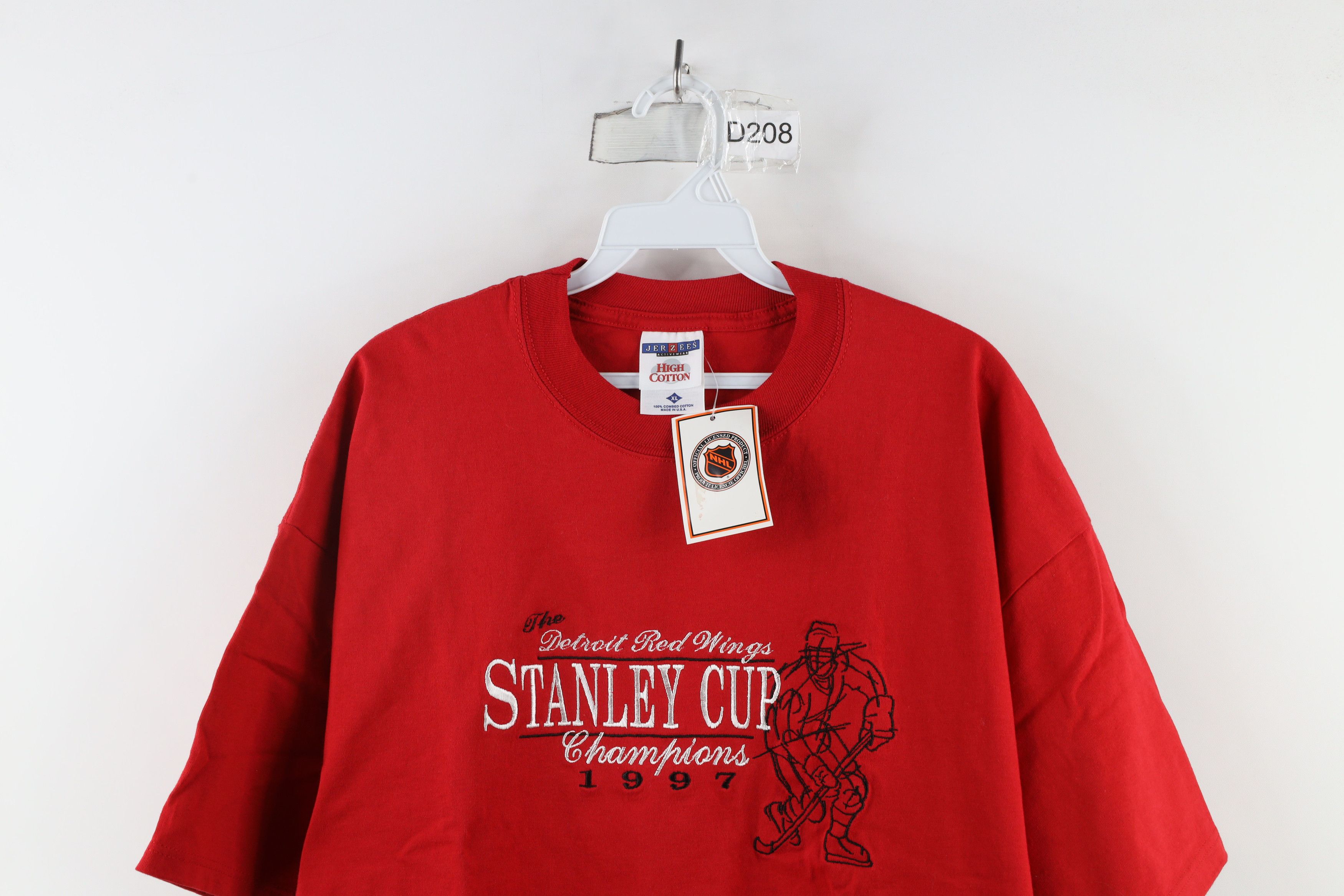 Vintage NOS Vintage 90s Champs Detroit Red Wings Hockey T-Shirt USA Size US XL / EU 56 / 4 - 2 Thumbnail