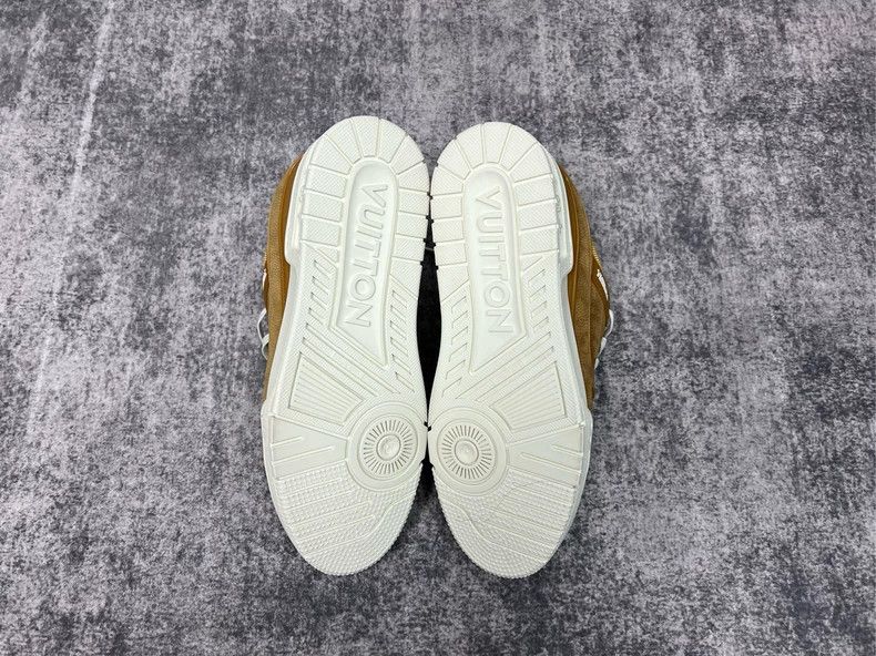 Louis Vuitton Louis Vuitton TRAINER khaki suede board shoes Size US 7.5 / EU 40-41 - 7 Thumbnail