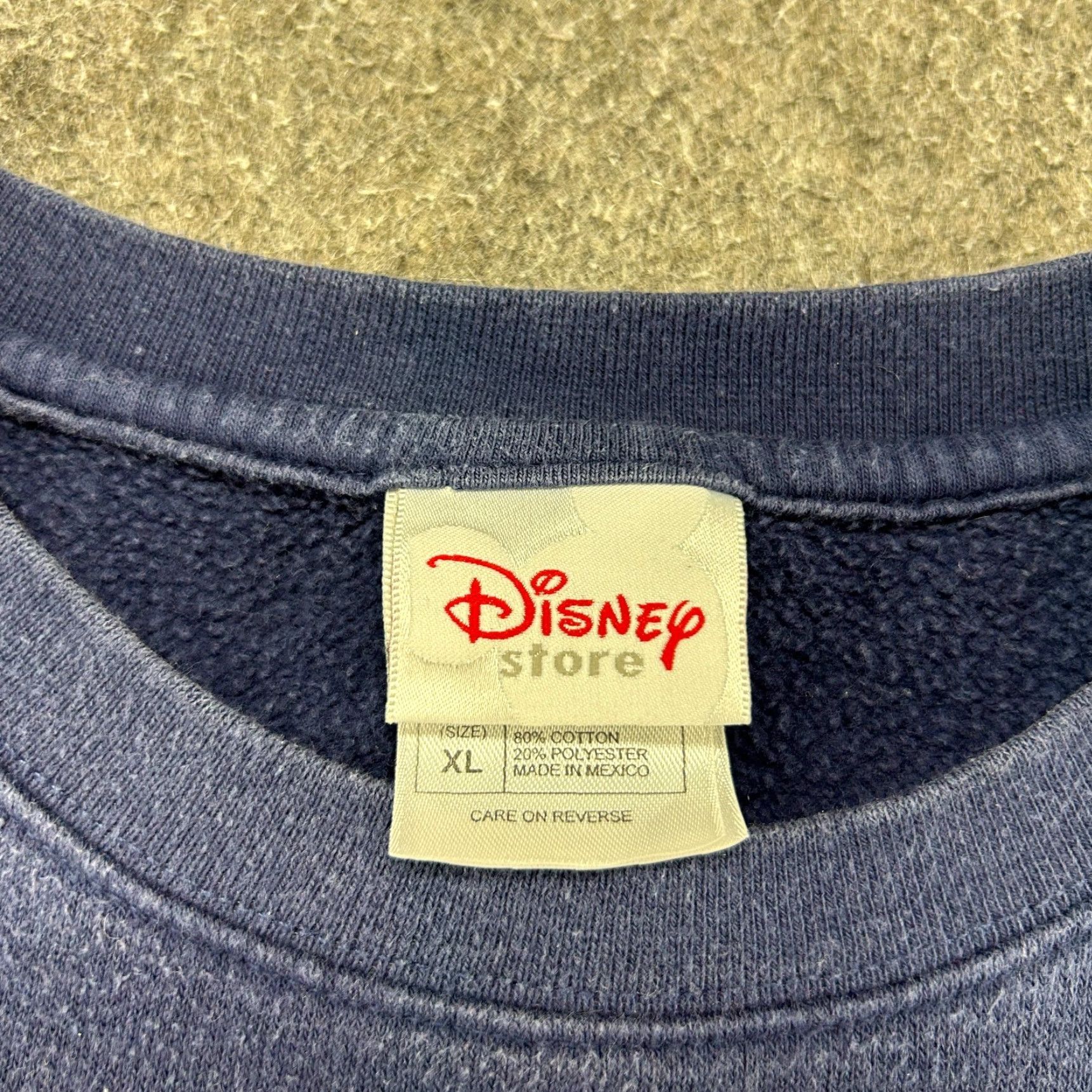 Disney VINTAGE Disney Winnie The Pooh Sweatshirt Mens XL Blue Navy Pullover Graphic Tigger 90s Sweatshirt Mens XL Blue Navy Pullover Graphic Tigger 90s Size US XL / EU 56 / 4 - 4 Thumbnail