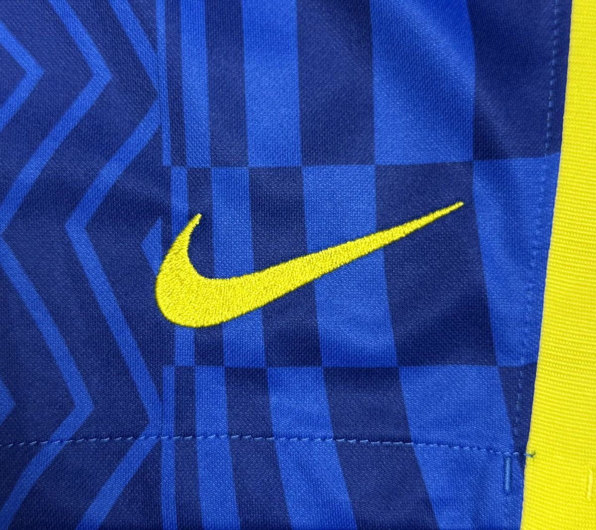 Other Chelsea 2021 2022 Home Football Soccer Shorts Nike Size US 34 / EU 50 - 8 Thumbnail