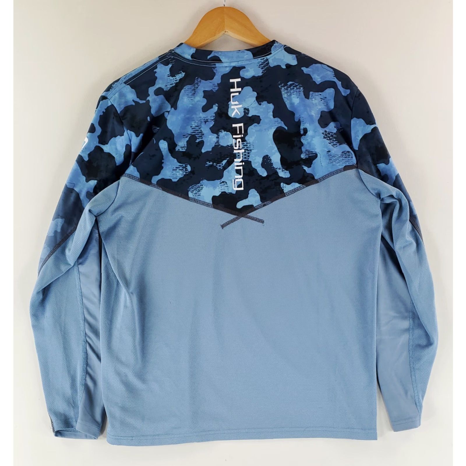 Vintage Huk Shirt Performance Fishing Long Sleeve Light Blue Camo Mens M Size US M / EU 48-50 / 2 - 5 Thumbnail