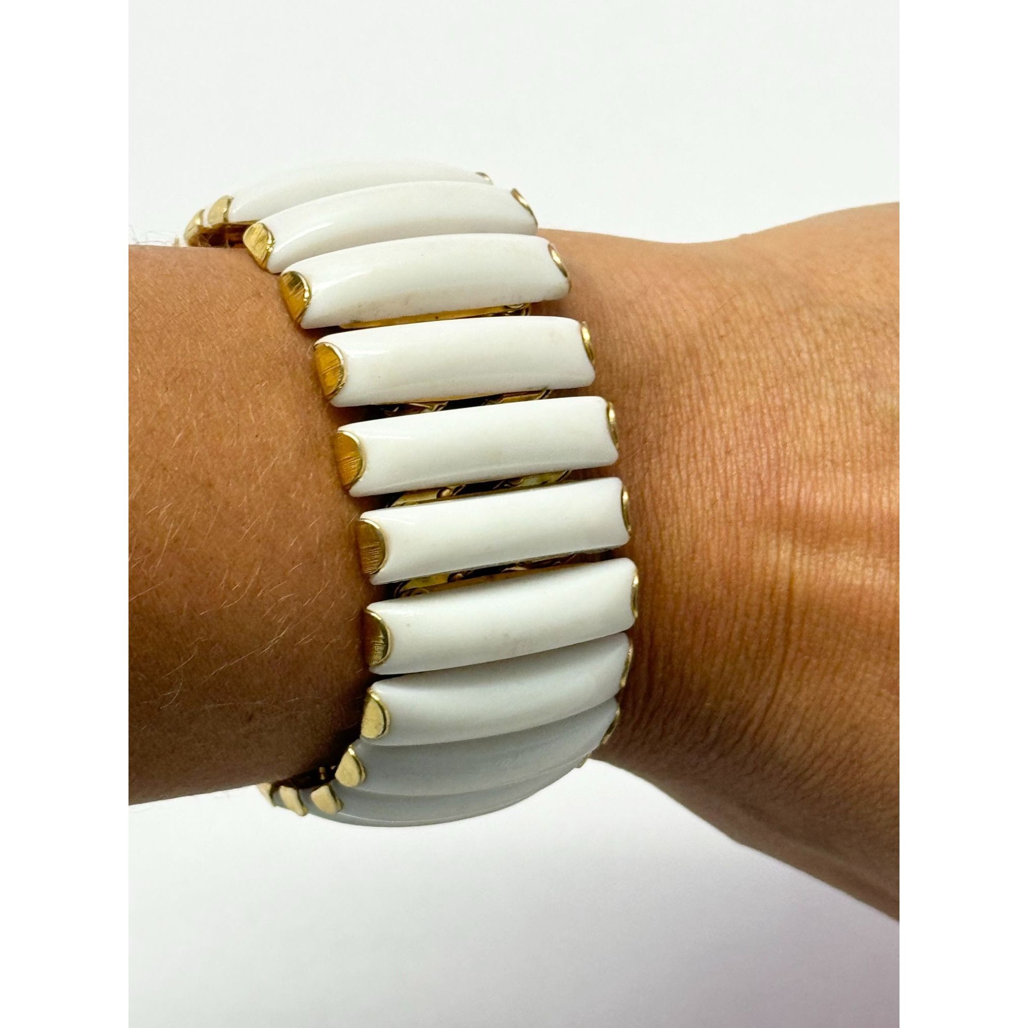 Vintage Vintage Hong Kong white expansion bracelet Size ONE SIZE - 2 Thumbnail