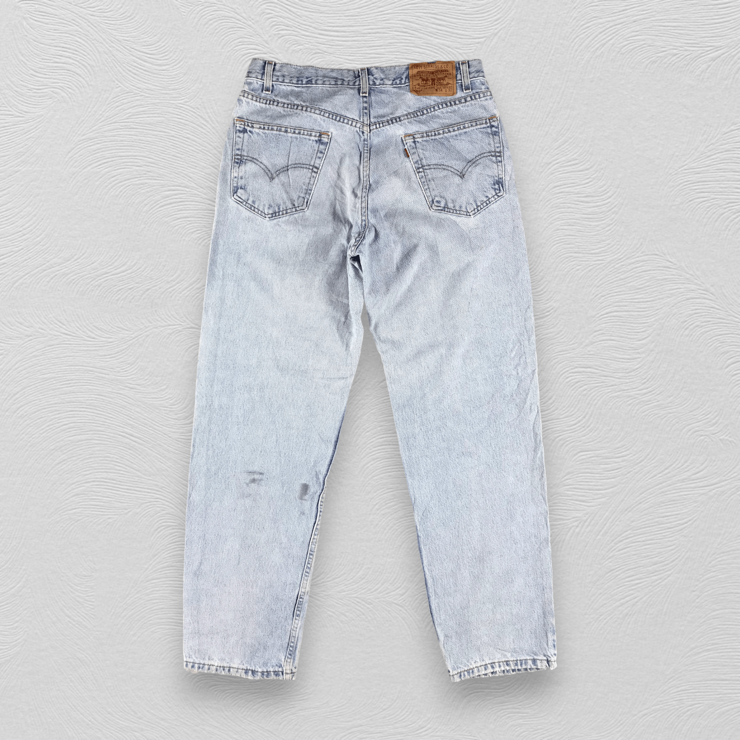 Levi's Vintage 90s Levis 550 Jeans Medium Wash Denim KJ1365 Size US 34 / EU 50 - 2 Thumbnail