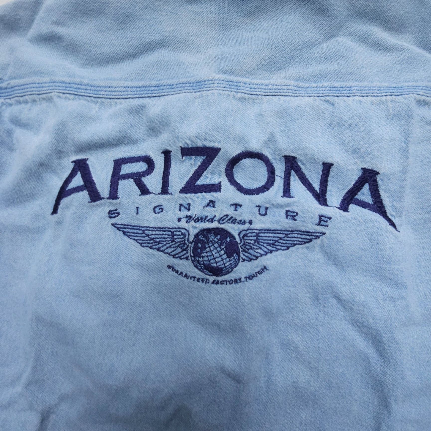 Vintage VINTAGE Arizona Jeans Denim Shirt Womens Small Blue Faded Western Rodeo Work Shirt Casual Women’s Size S / US 4 / IT 40 - 3 Thumbnail