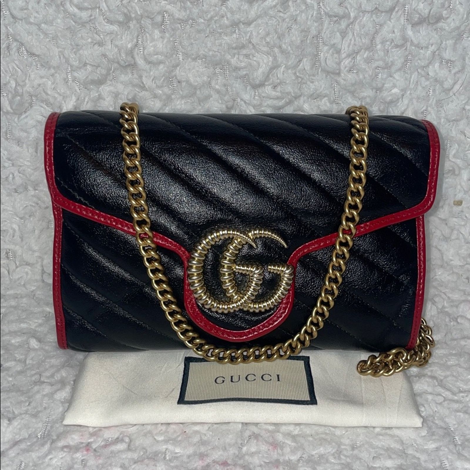 Gucci Gucci Marmont Torchon GG WOC Black/Red 573807 Size ONE SIZE - 1 Thumbnail