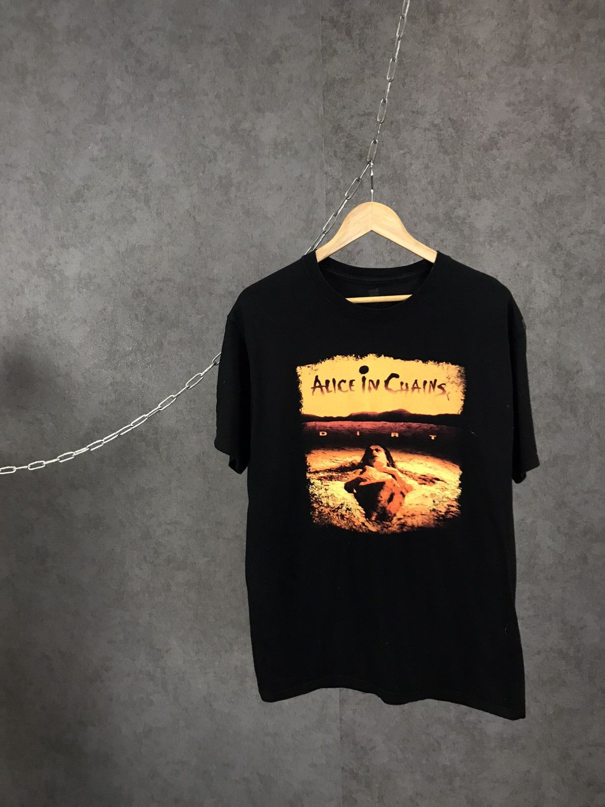 Band Tees Alice In Chains Dirt rock band tee Size US M / EU 48-50 / 2 - 1 Thumbnail