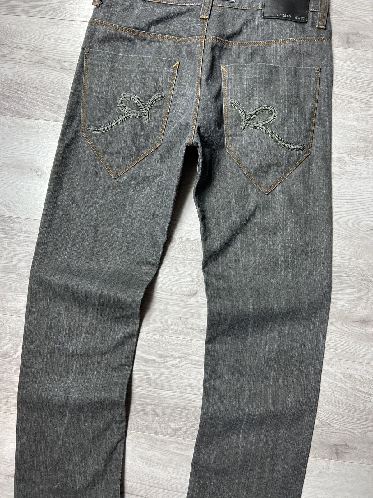Rocawear × Vintage Vintage Rocawear Embroidered Pocket Logo Jeans Denim Pants Size US 32 / EU 48 - 3 Thumbnail