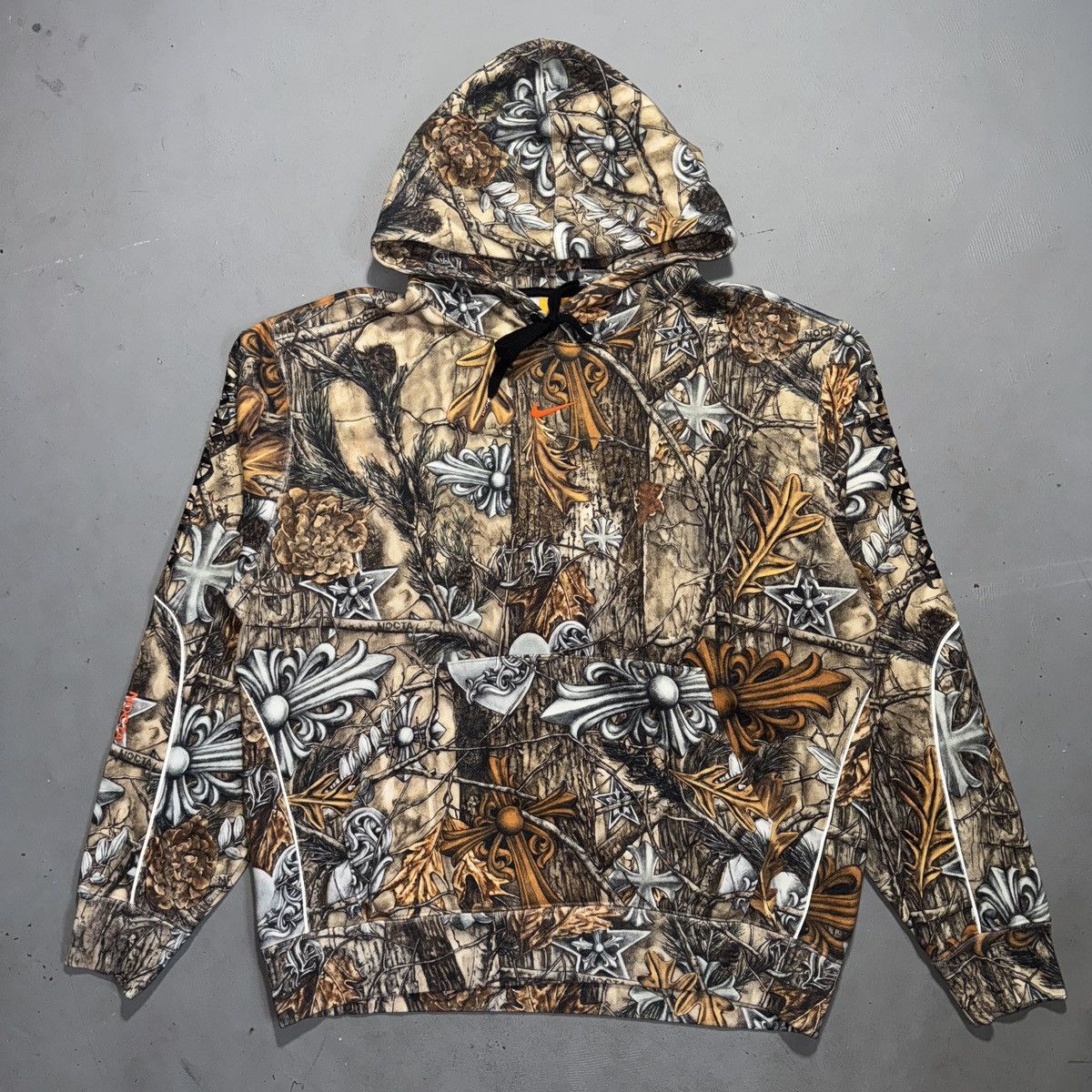 Chrome Hearts × NOCTA × Nike Chrome Hearts - Nocta - Horseshoe Realtree Camo Hoodie - LRG Size US L / EU 52-54 / 3 - 2 Thumbnail
