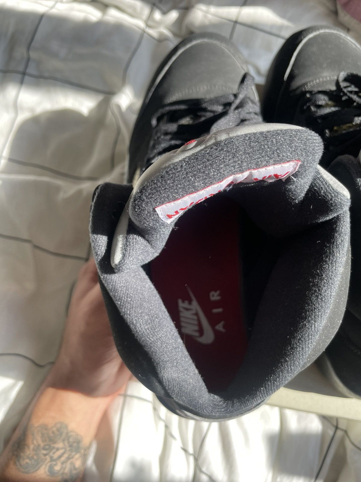 Jordan Brand Jordan 5 Black Metallic 2016 Size US 12 / EU 45 - 8 Thumbnail
