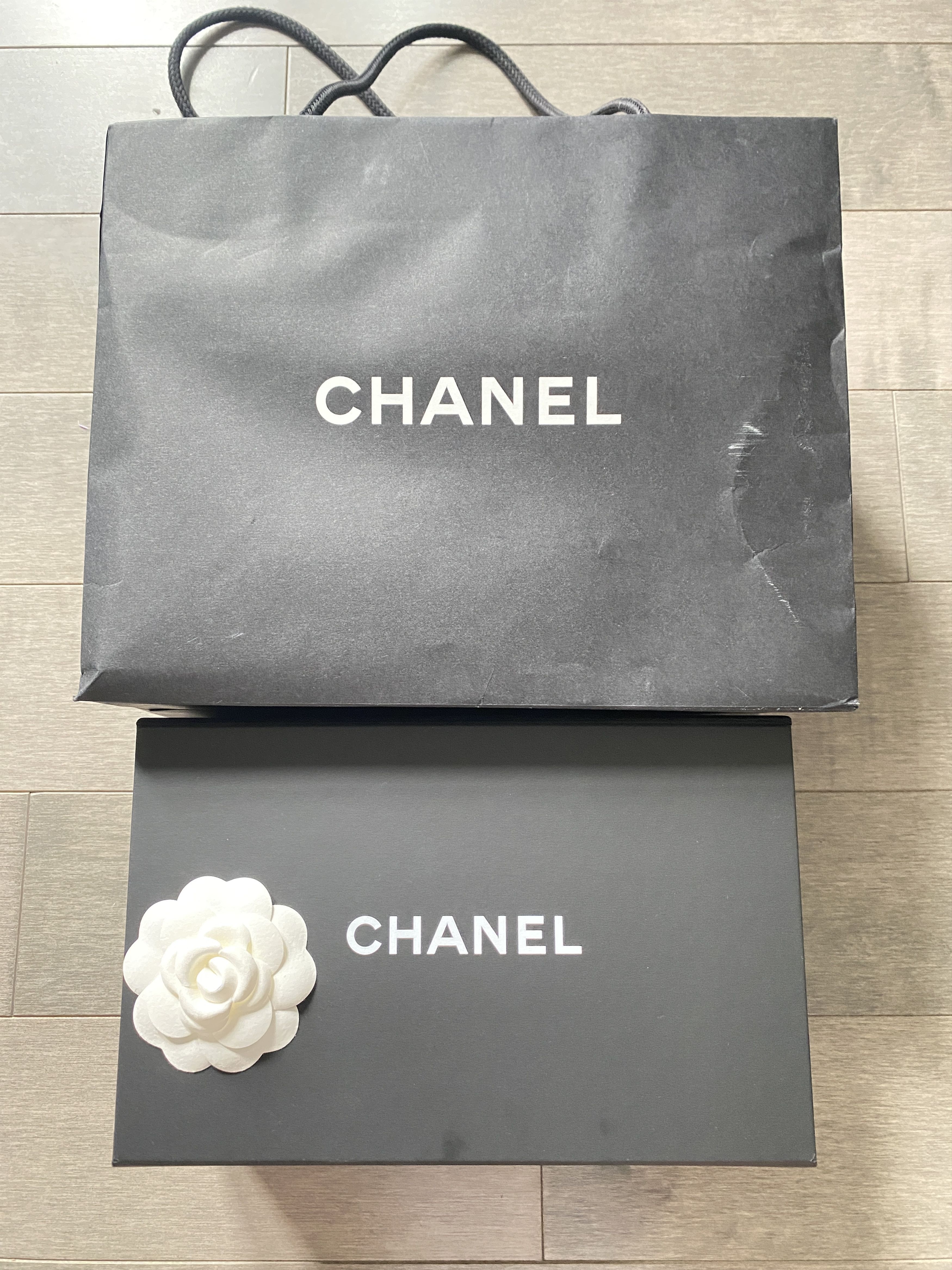 Chanel CHANEL Black Mini Square Pearl Crush Gold Ball Flap Bag Size ONE SIZE - 16 Thumbnail