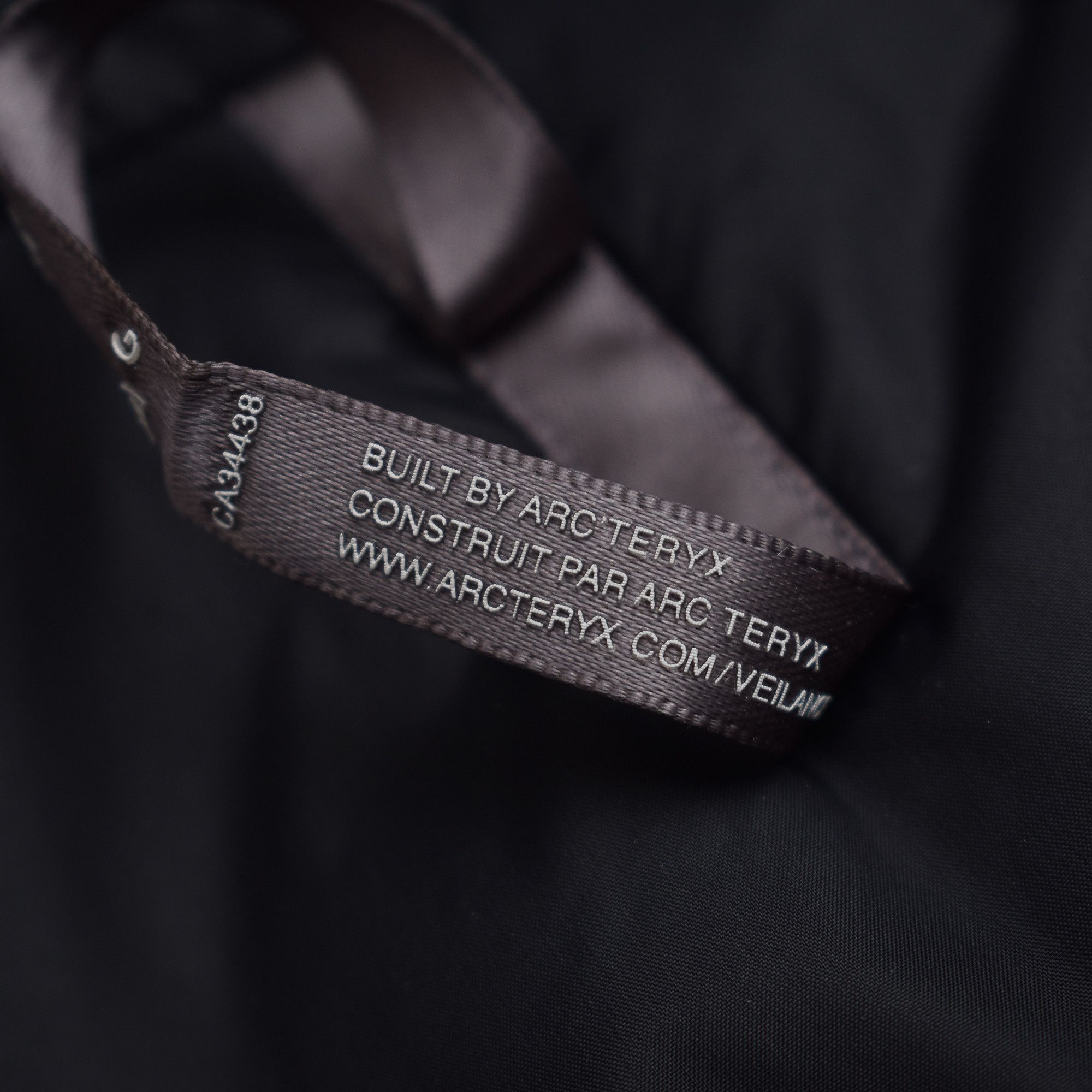 Veilance VEILANCE ARC’TERYX FIELD IS GORE-TEX INSULATED JACKET Size US XL / EU 56 / 4 - 5 Thumbnail
