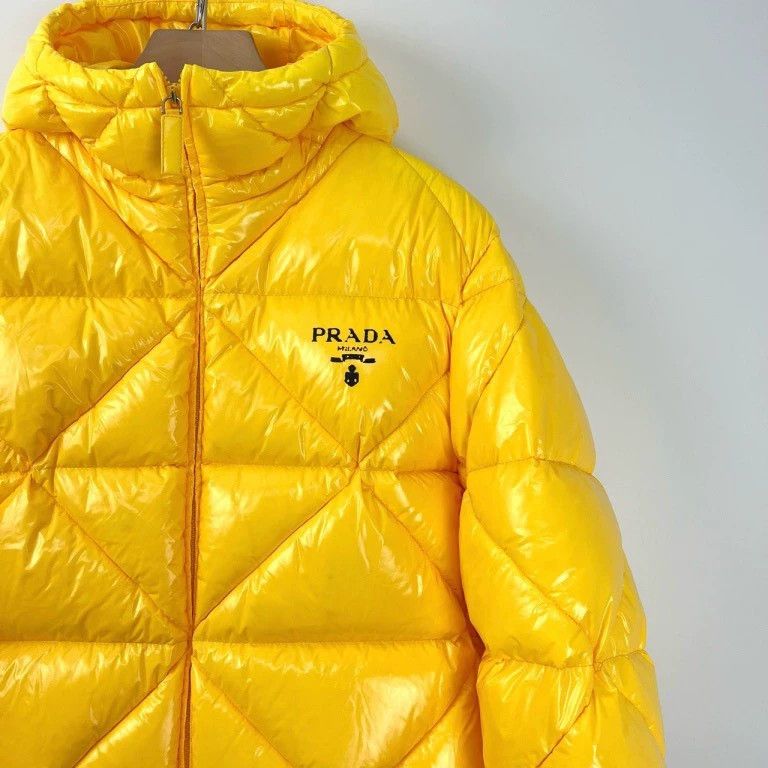 Prada Prada Size 36 Shiny yellow down jacket 2501-Nextarrow Size US XXS / EU 40 - 3 Thumbnail