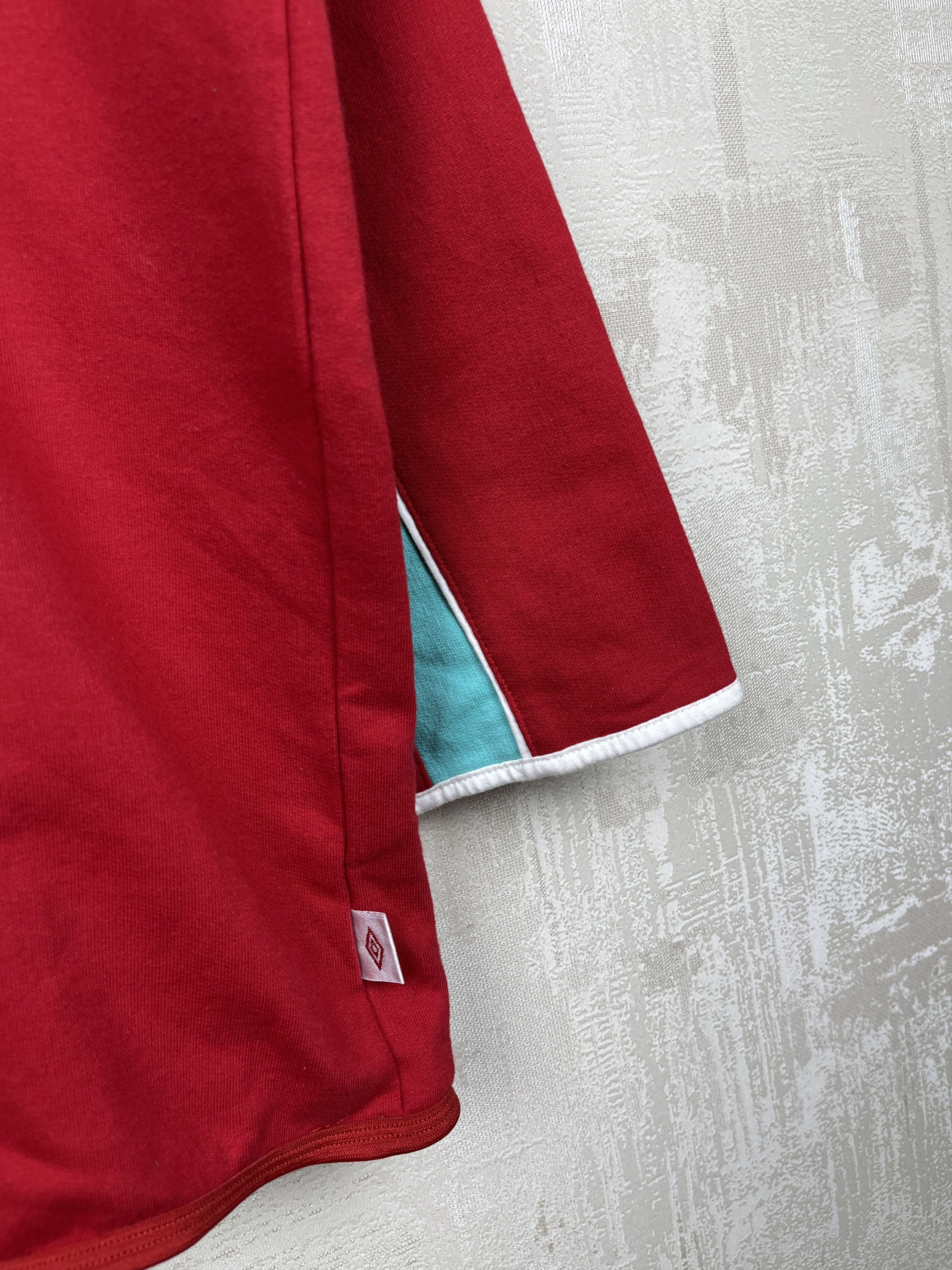 Umbro Vintage Umbro 90's V-neck Sweatshirt Size US L / EU 52-54 / 3 - 7 Thumbnail