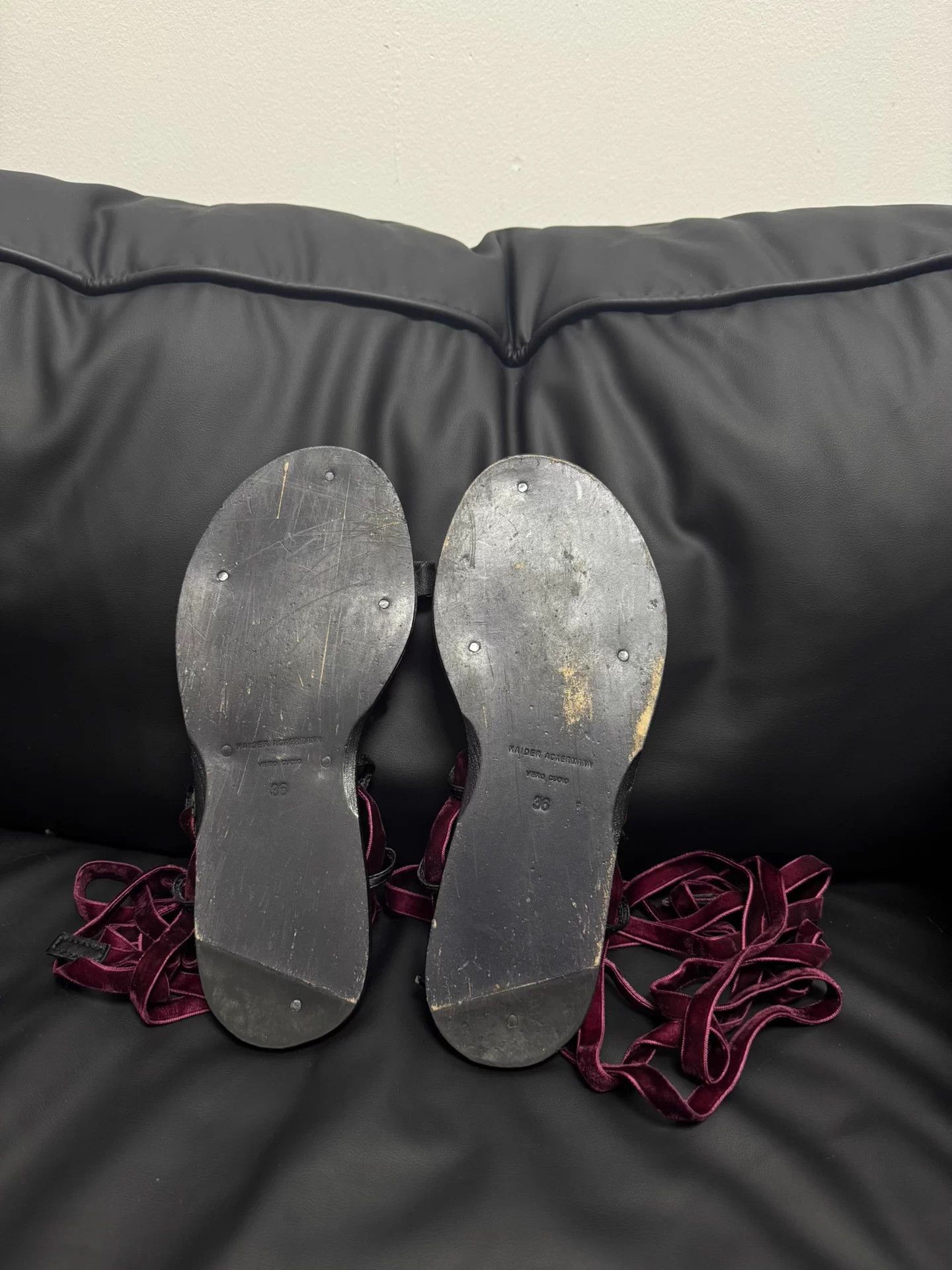 Haider Ackermann Haider Ackermann Red Velvet Long Strap Sandals 36 Size US 5 / IT 35 - 4 Thumbnail