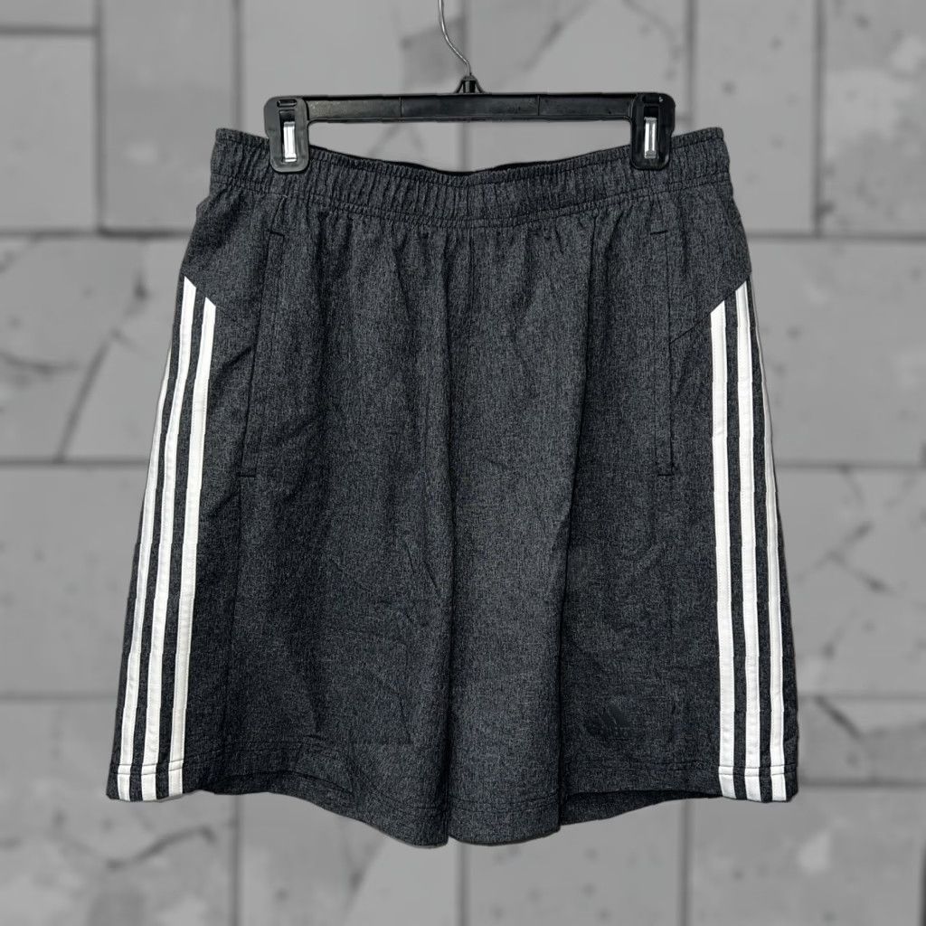 Adidas Adidas Gray Athletic Shorts Mens Size L Size US 33 - 1 Thumbnail