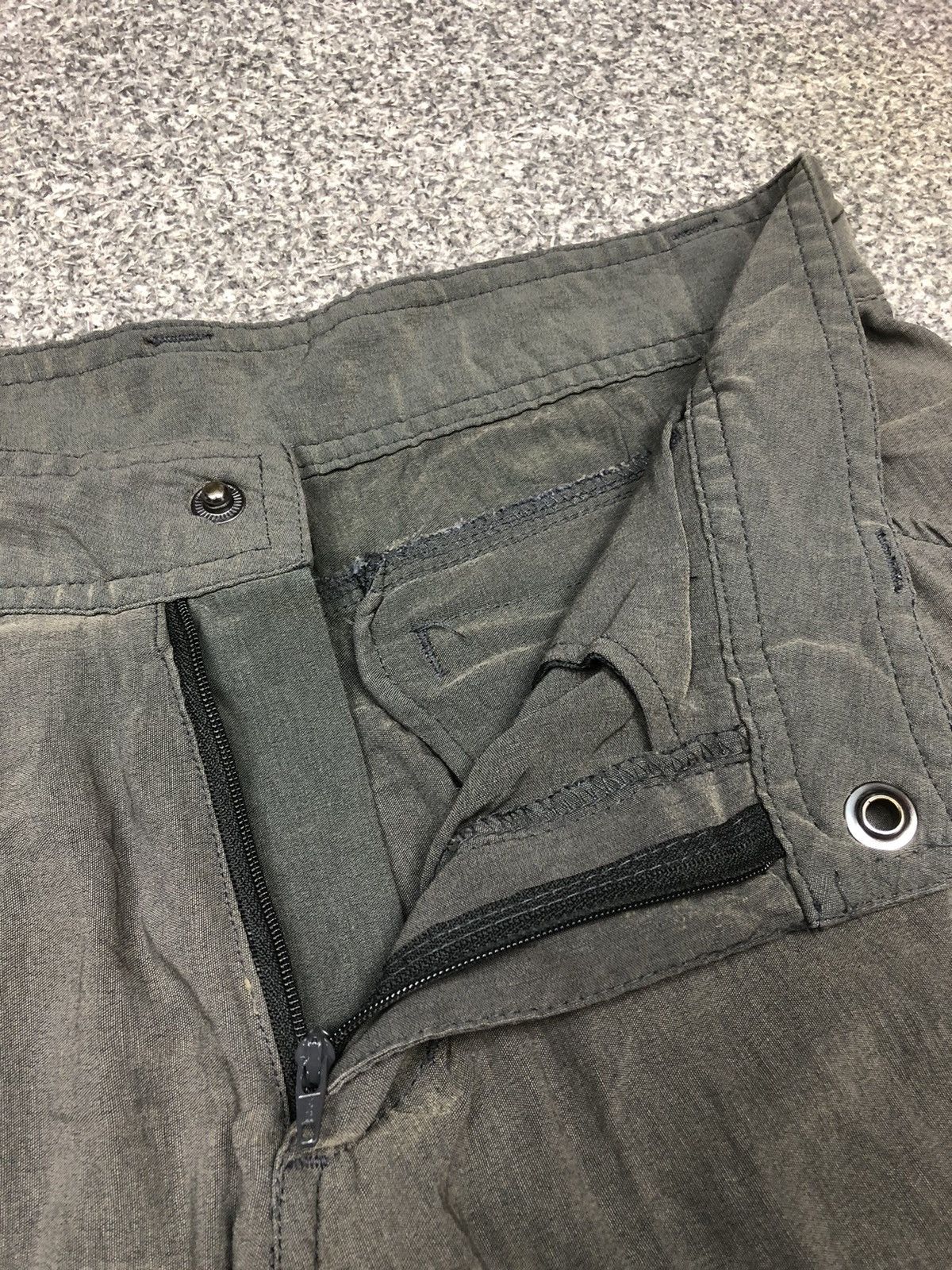 Carhartt × Japanese Brand × Vintage Vintage Y2K Gerry Outdoor 6 Pocket Shortpants Size US 32 / EU 48 - 10 Thumbnail