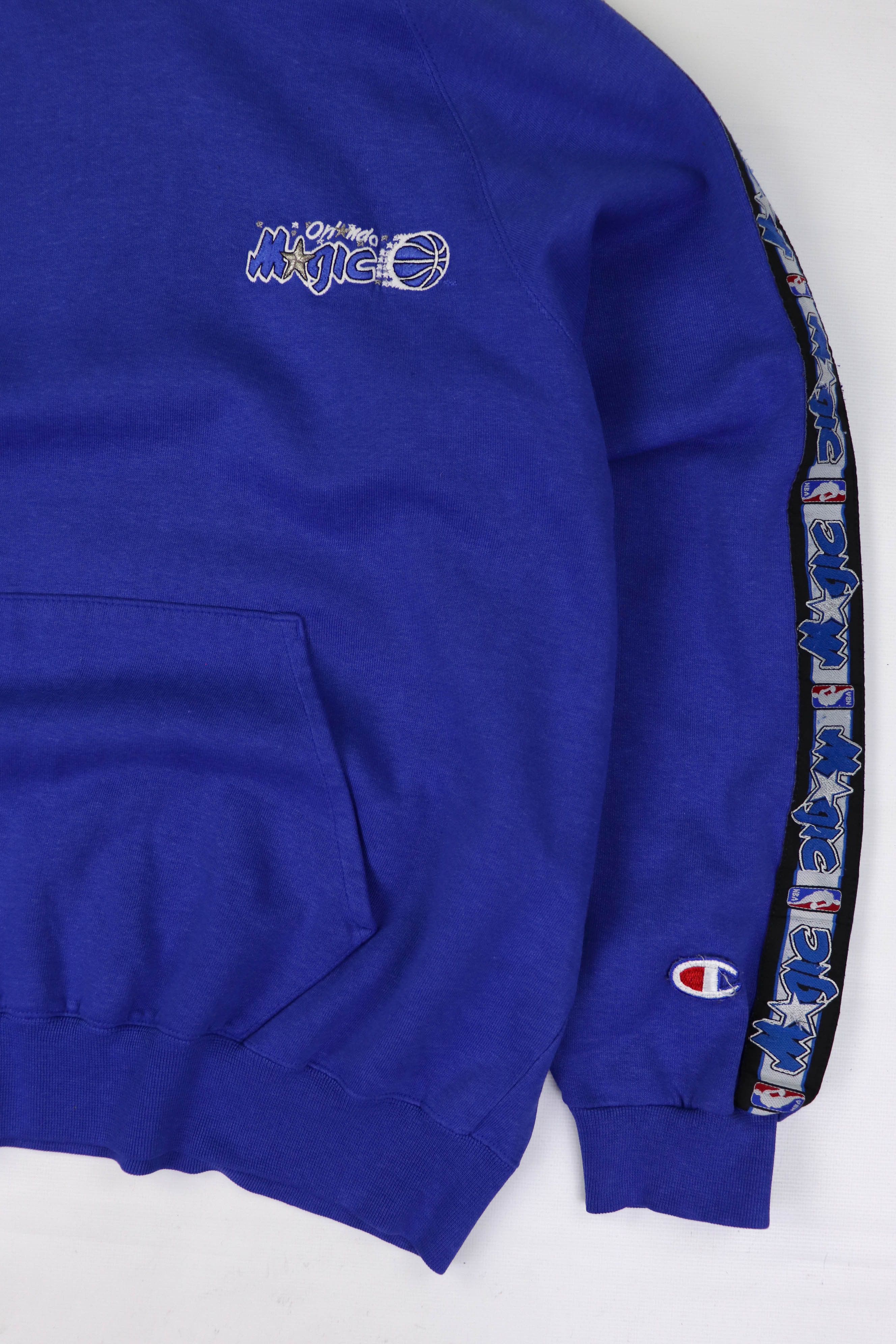 Champion Vintage Orlando Magic NBA Champion Made in Italy Blue Hoodie Size US L / EU 52-54 / 3 - 5 Thumbnail