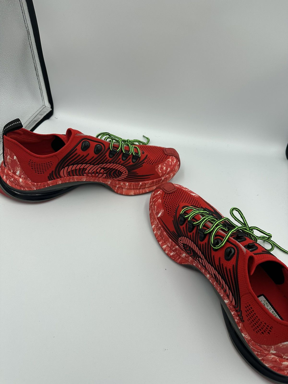 Gucci Gucci Run Sneaker Red brand new Size US 13 / EU 46 - 6 Thumbnail