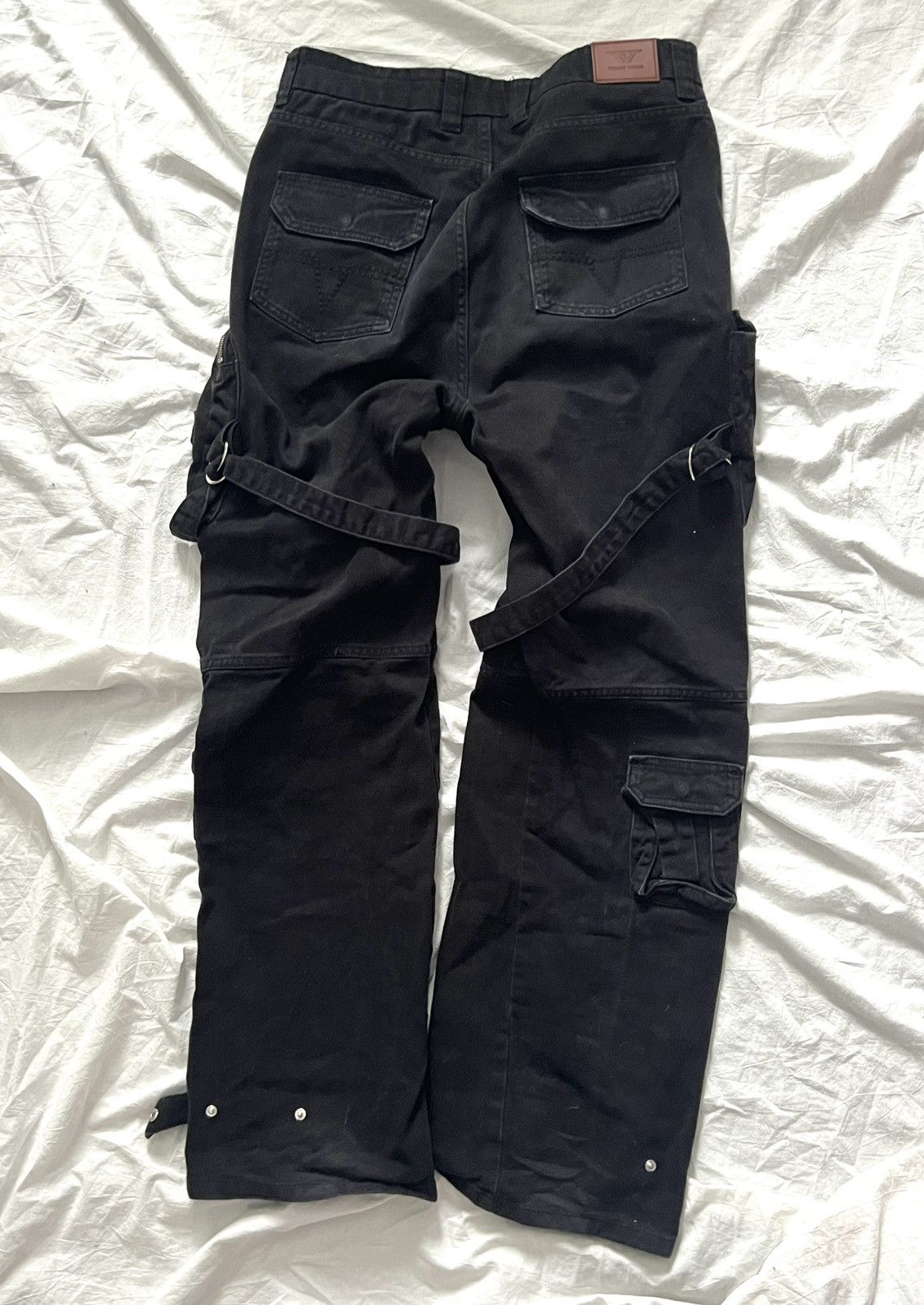 Vintage Black Cargo V2, not used very much Size US 32 / EU 48 - 2 Thumbnail